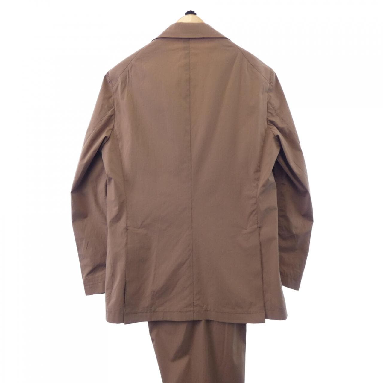 タリアトーレ TAGLIATORE スーツ