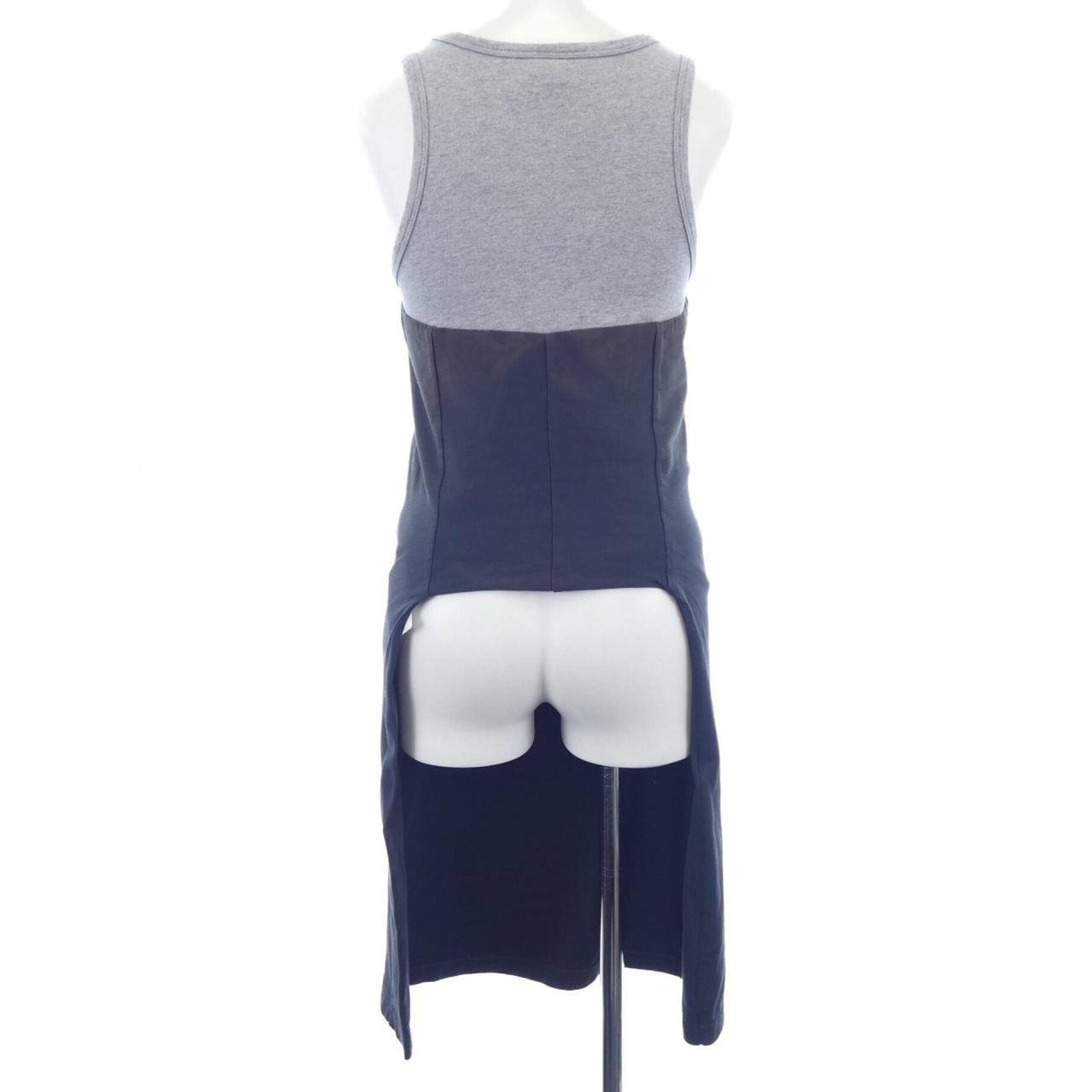 バレンシアガ BALENCIAGA トップス