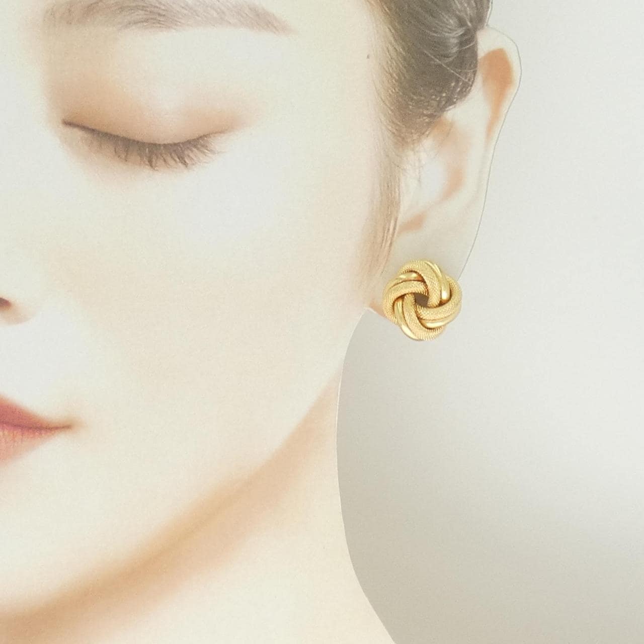 ウノアエレ 750YG イヤリング