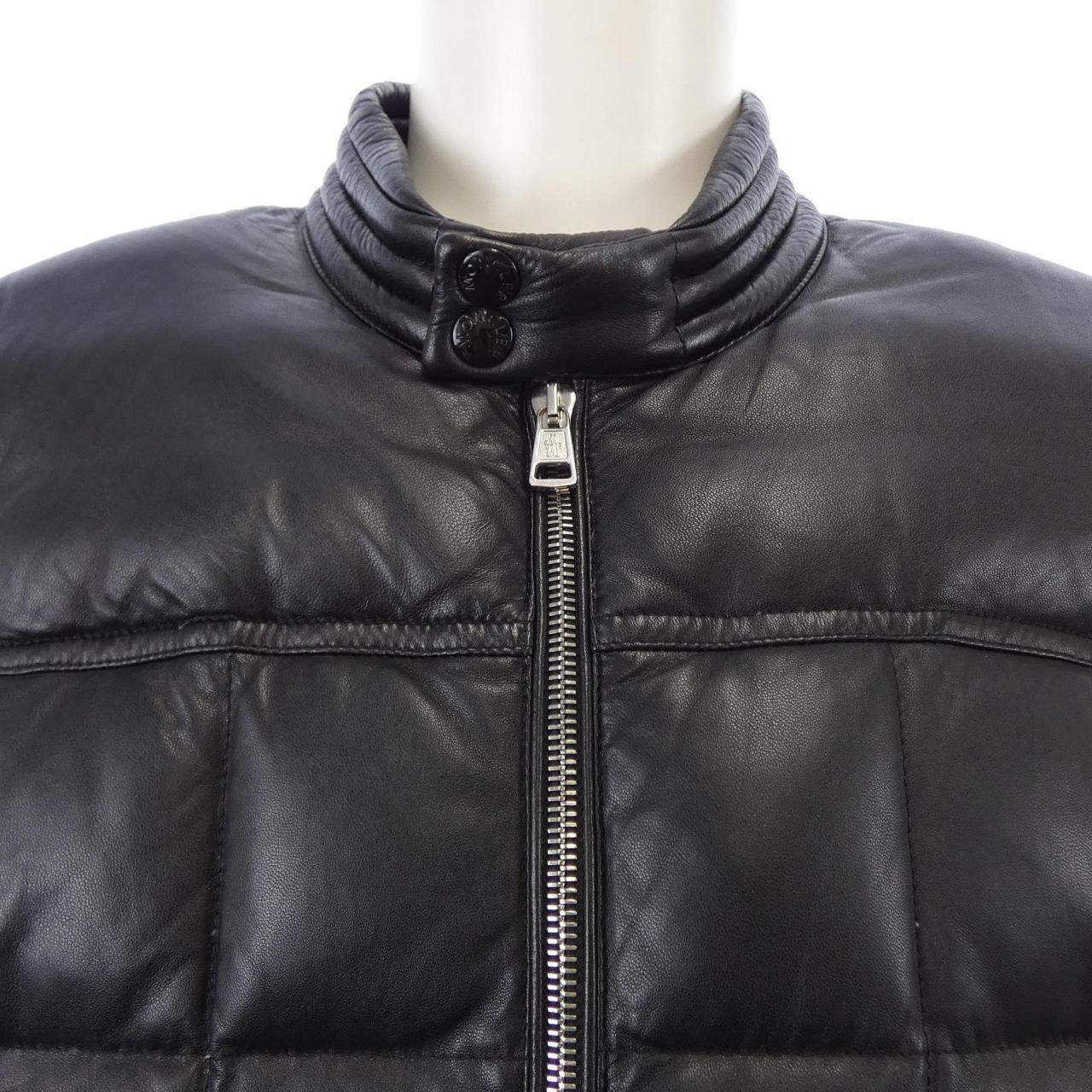 モンクレール MONCLER CHARENTE ダウンジャケット
