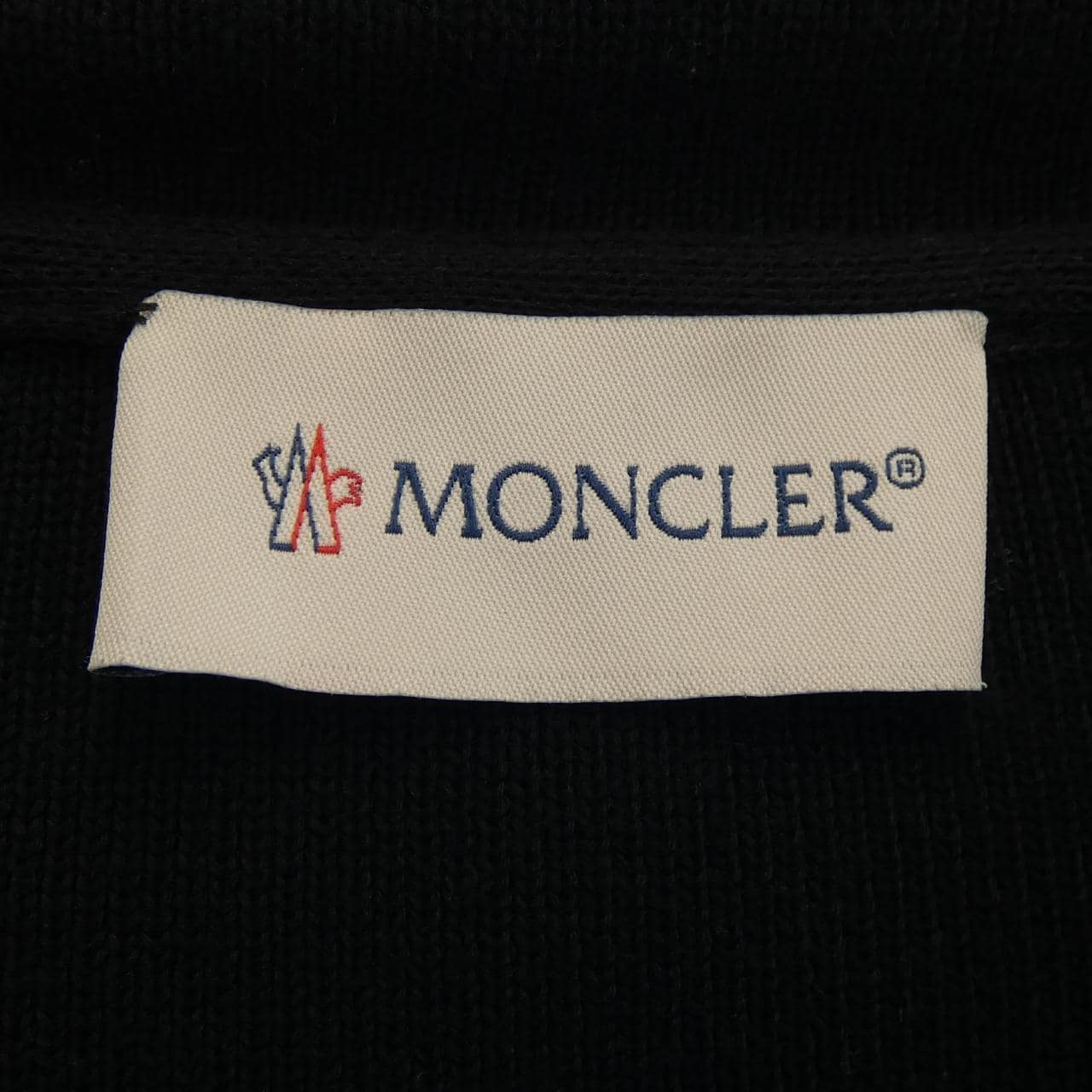 モンクレール MONCLER ダウンジャケット