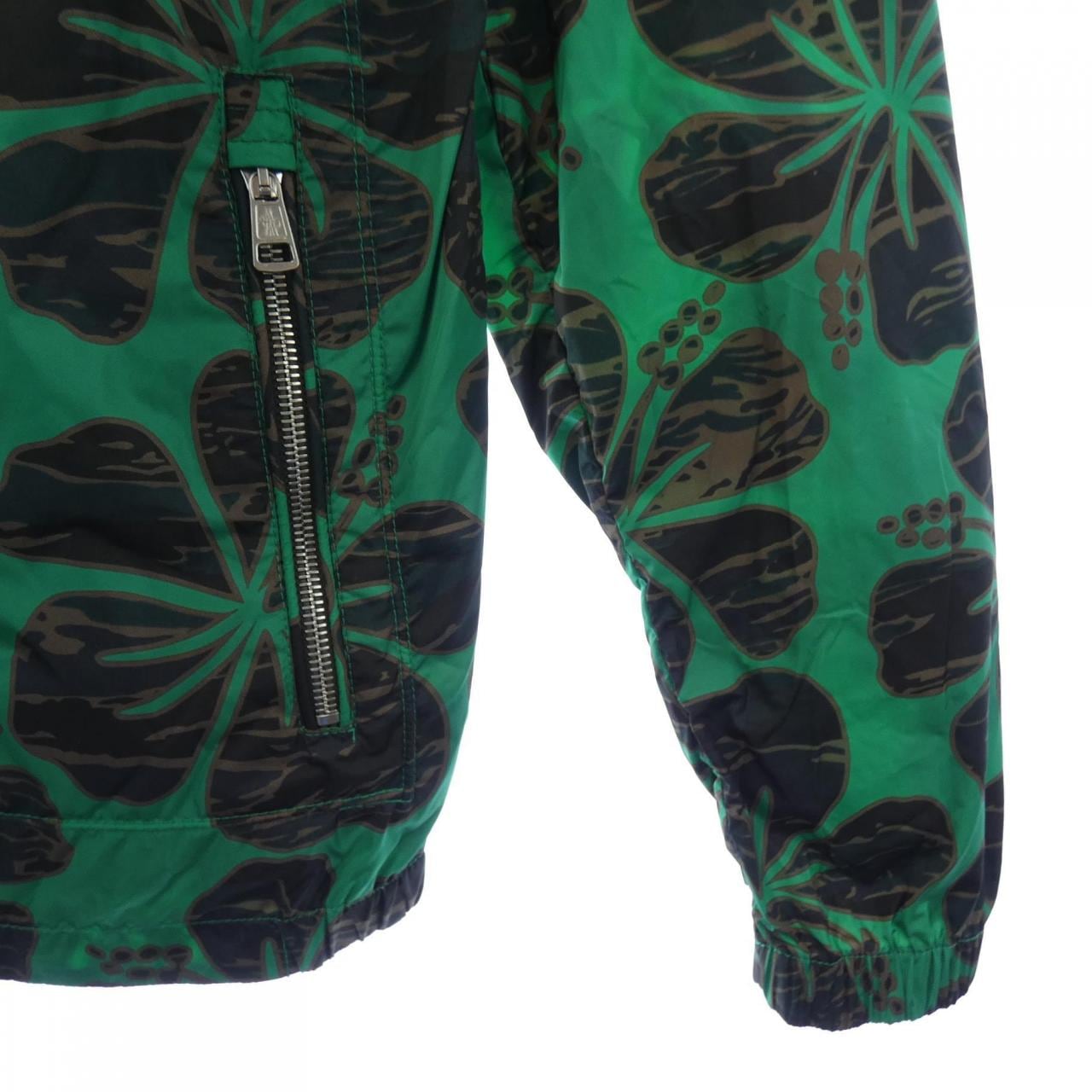 モンクレール MONCLER ブルゾン