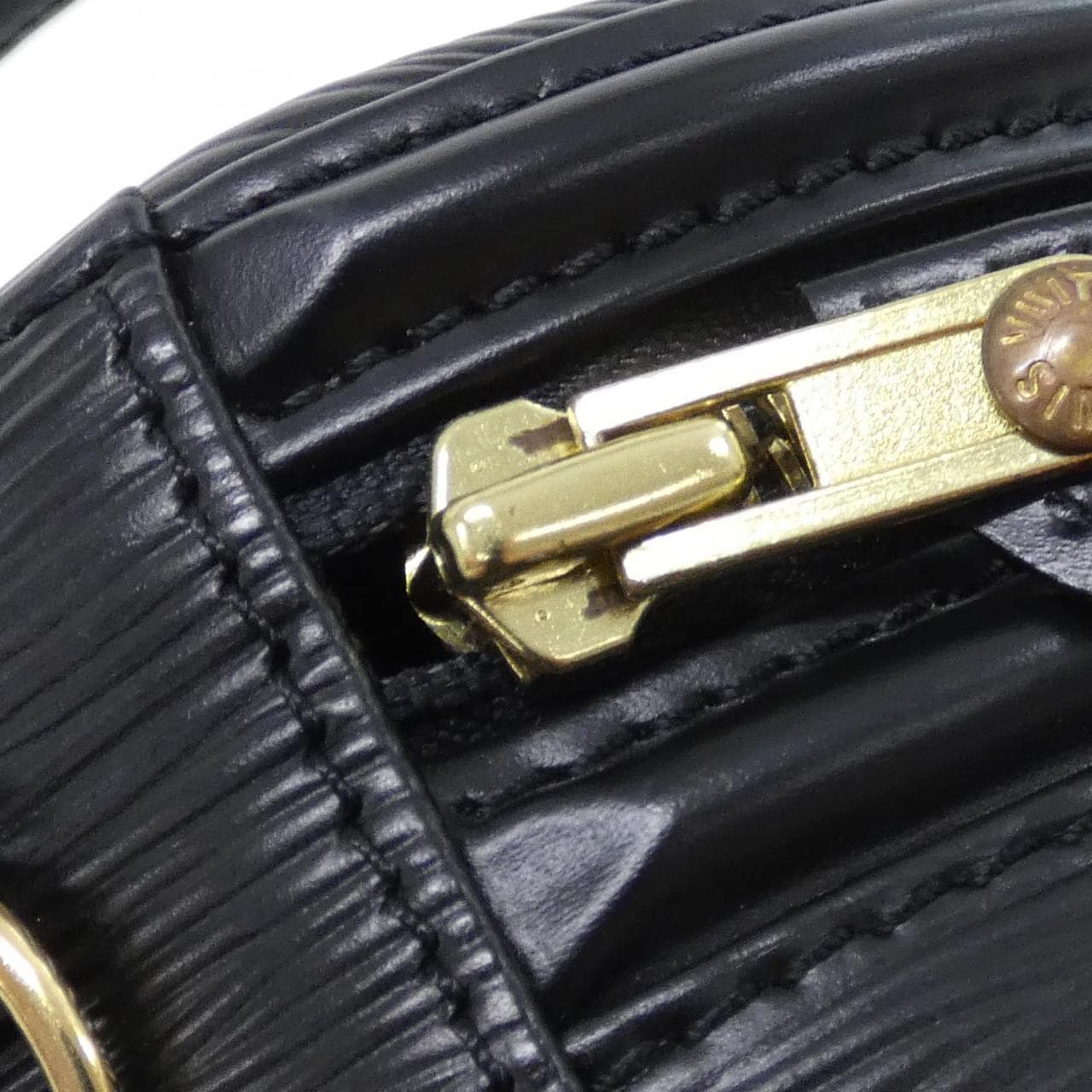 ルイヴィトン エピ カンヌ M48032 バッグ