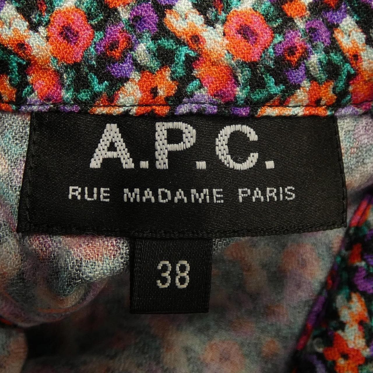 アーペーセー A.P.C. トップス