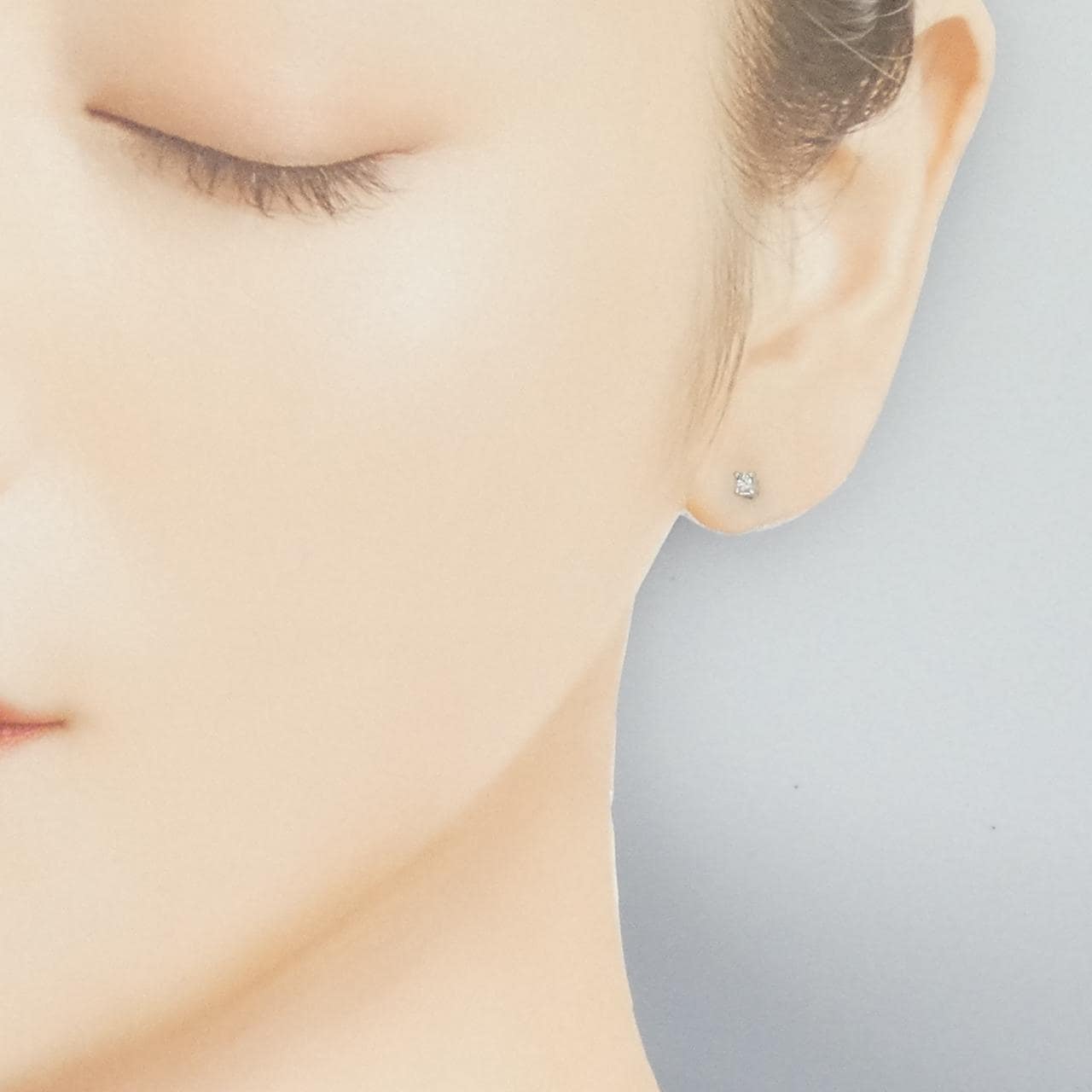 PT/PT900 ダイヤモンド ピアス 0.12CT