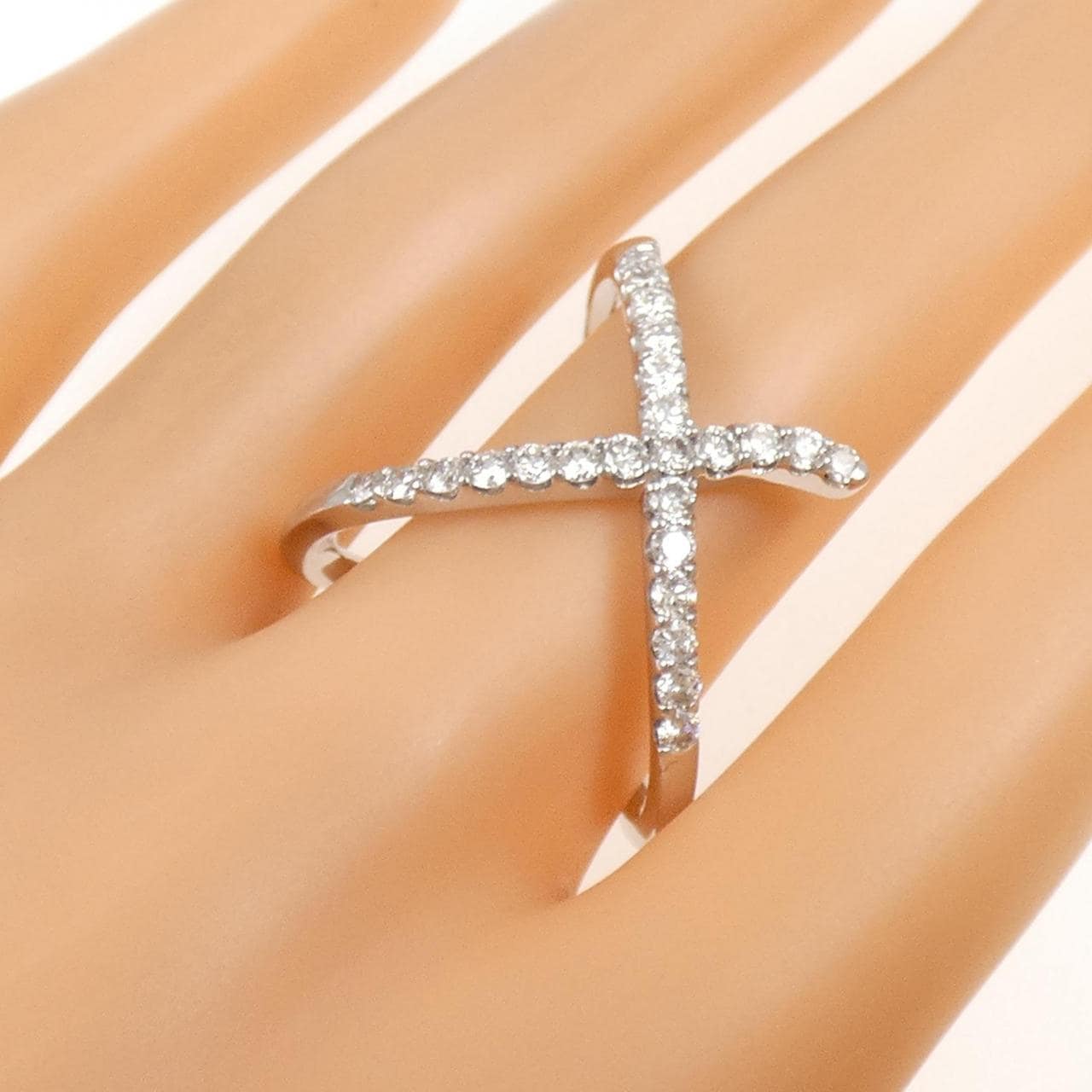 K18WG ダイヤモンド リング 0.95CT