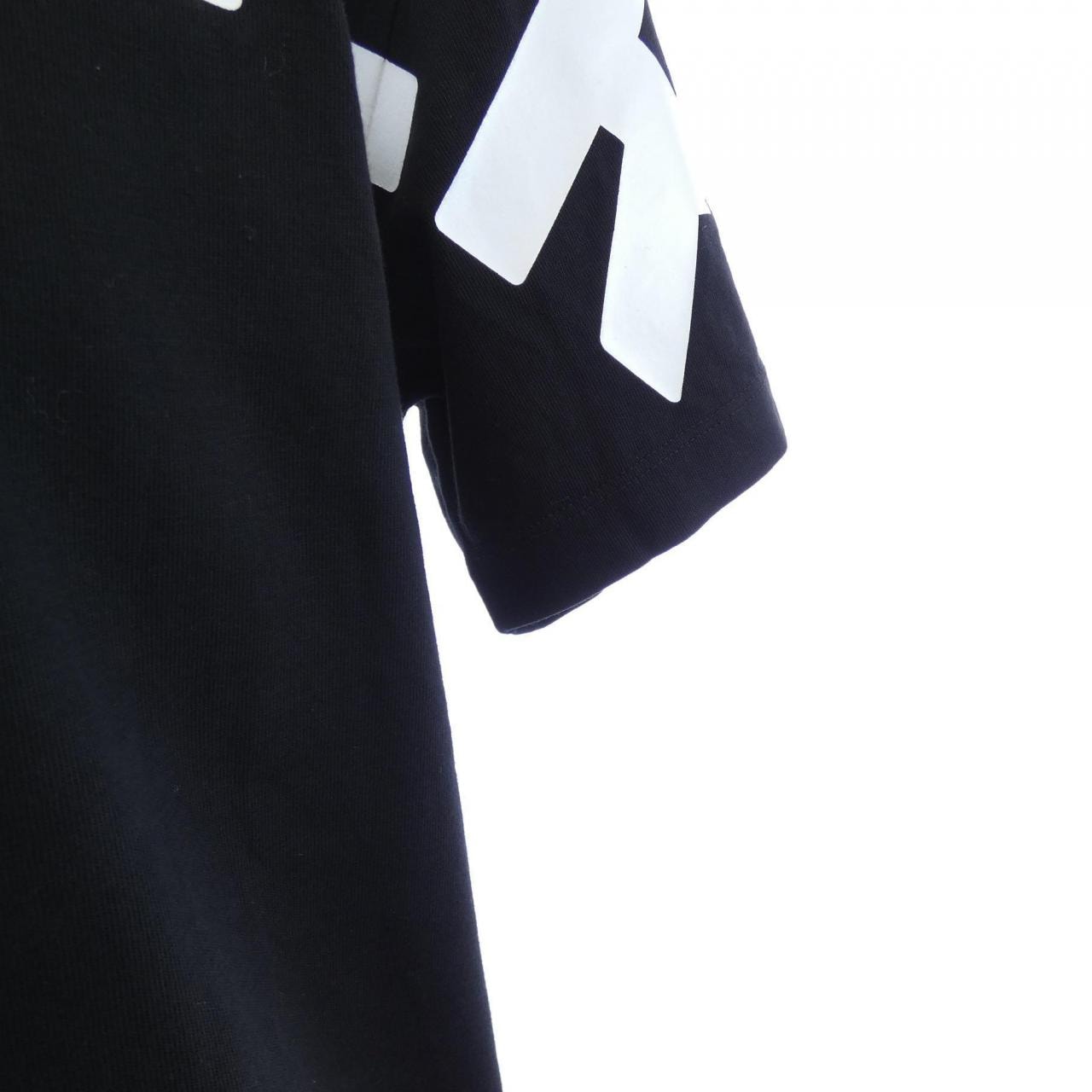 モンクレール MONCLER 10918C70410 Tシャツ