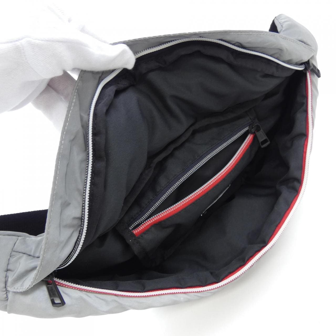 モンクレール ジーニアス MONCLER GENIUS AND WANDER BAG