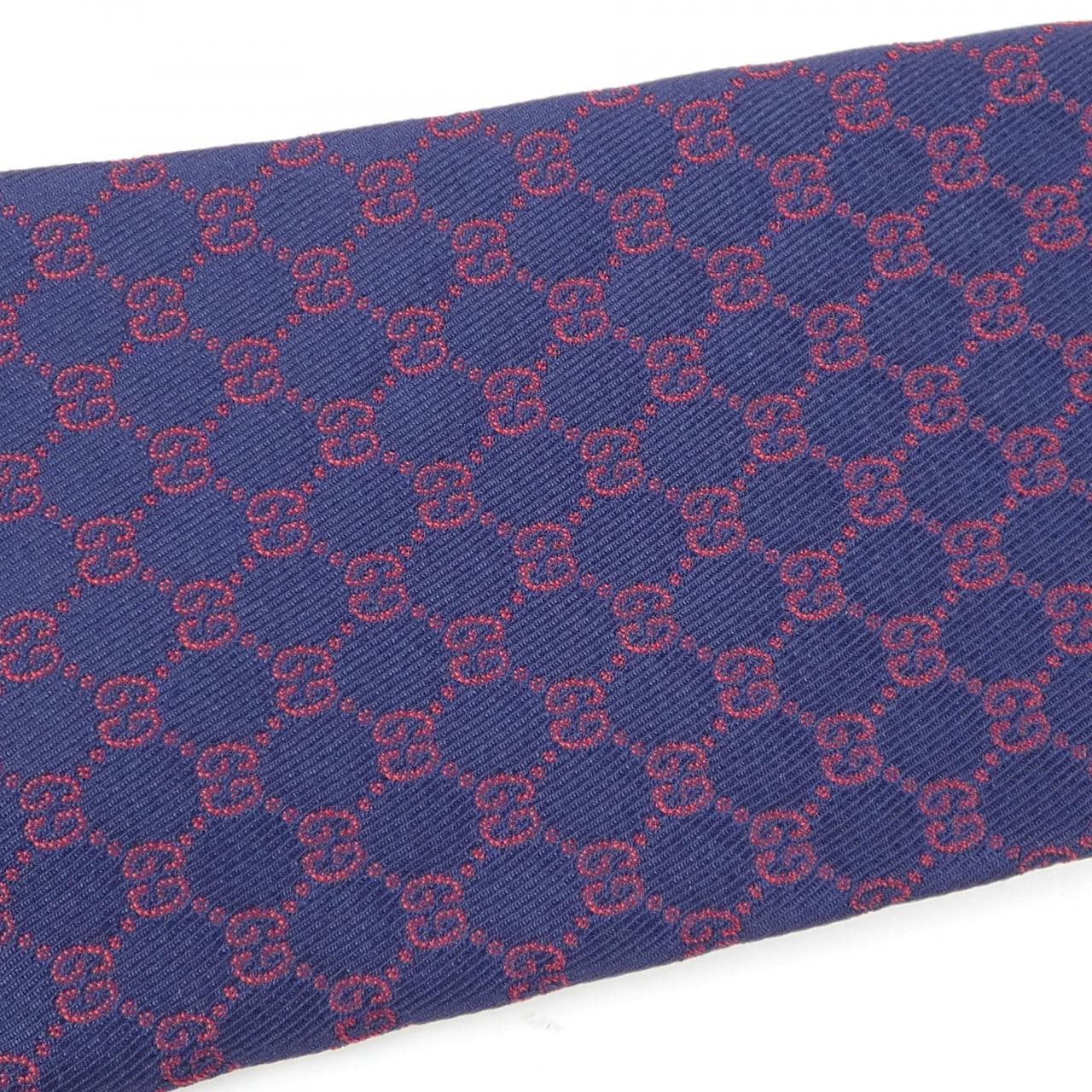 GUCCI NECKTIE