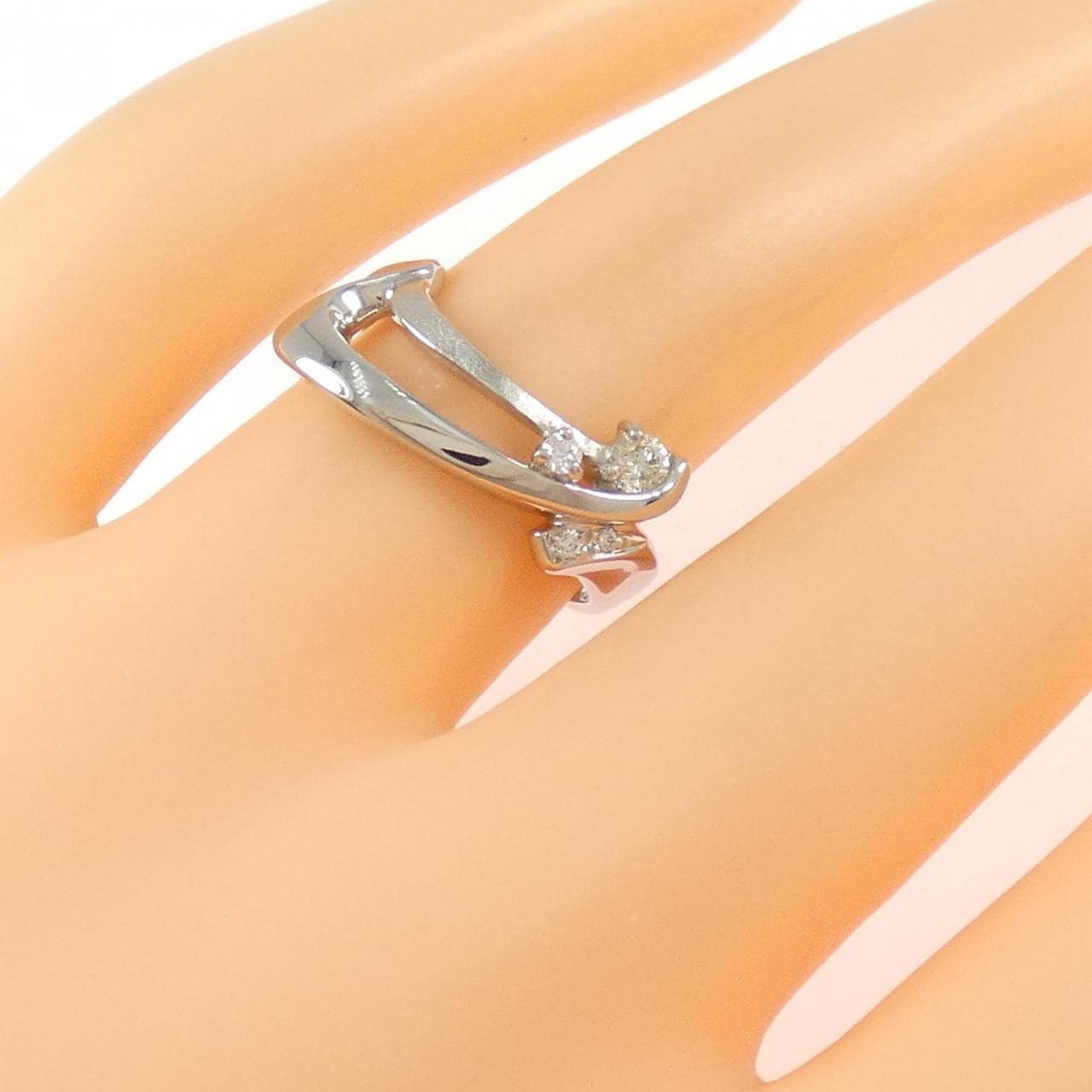 PT900 ダイヤモンド リング 0.083CT