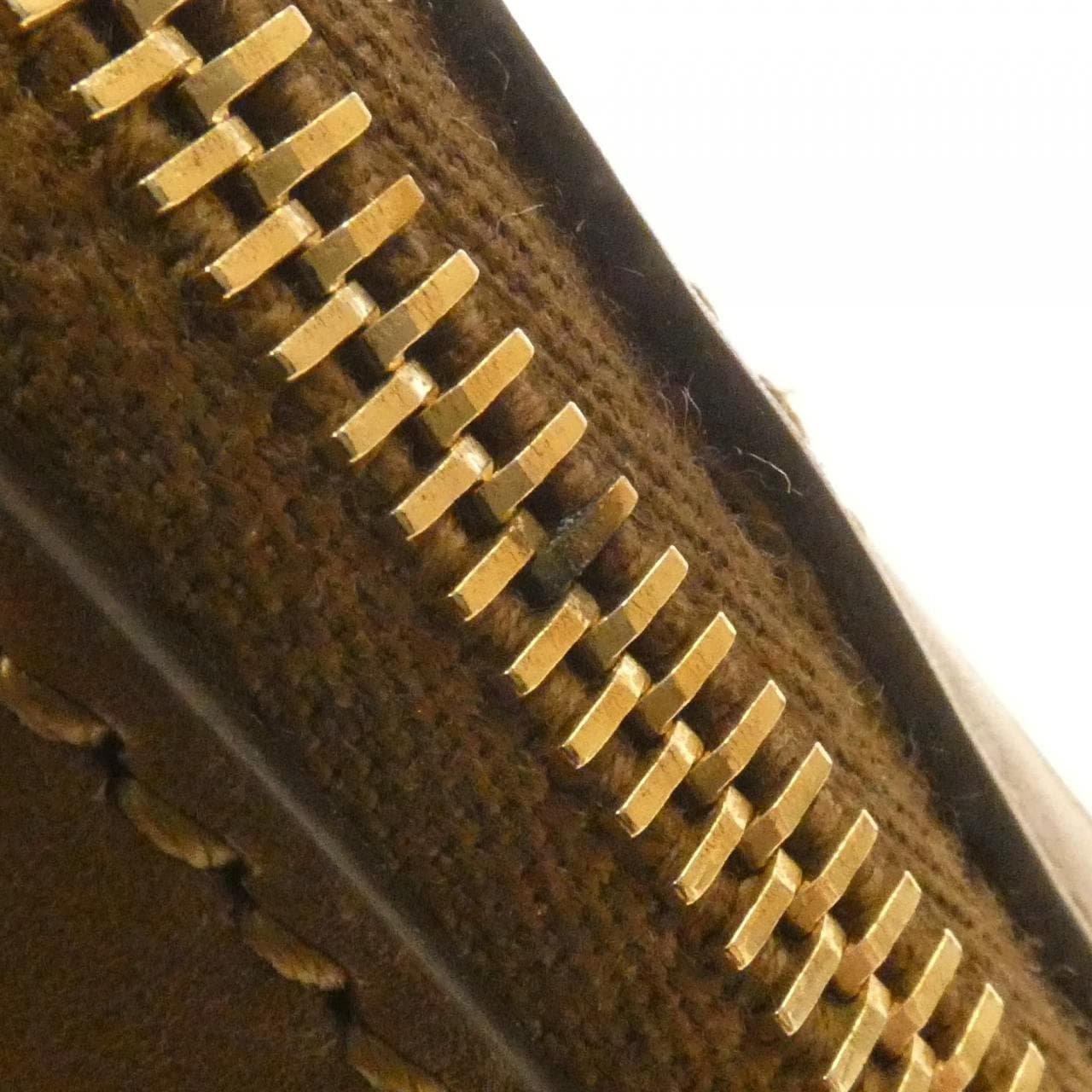 グッチ 309617 KGD6G バッグ