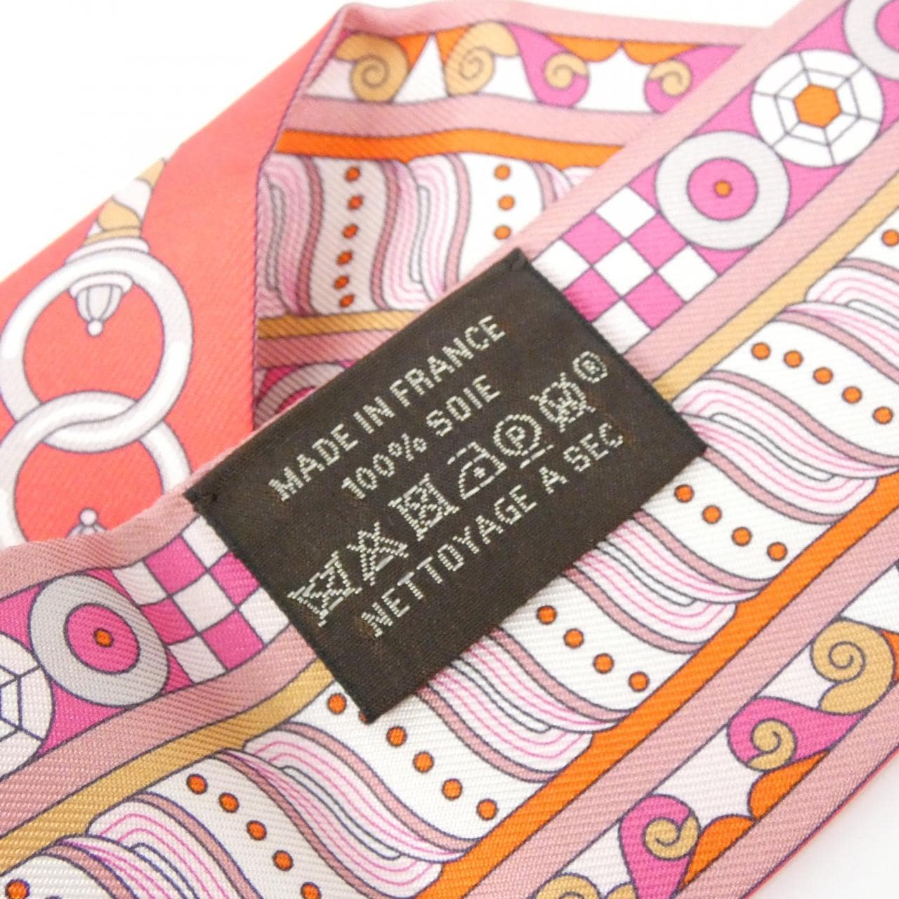 エルメス HARNAIS EN ROSACE ツイリー 063853S スカーフ