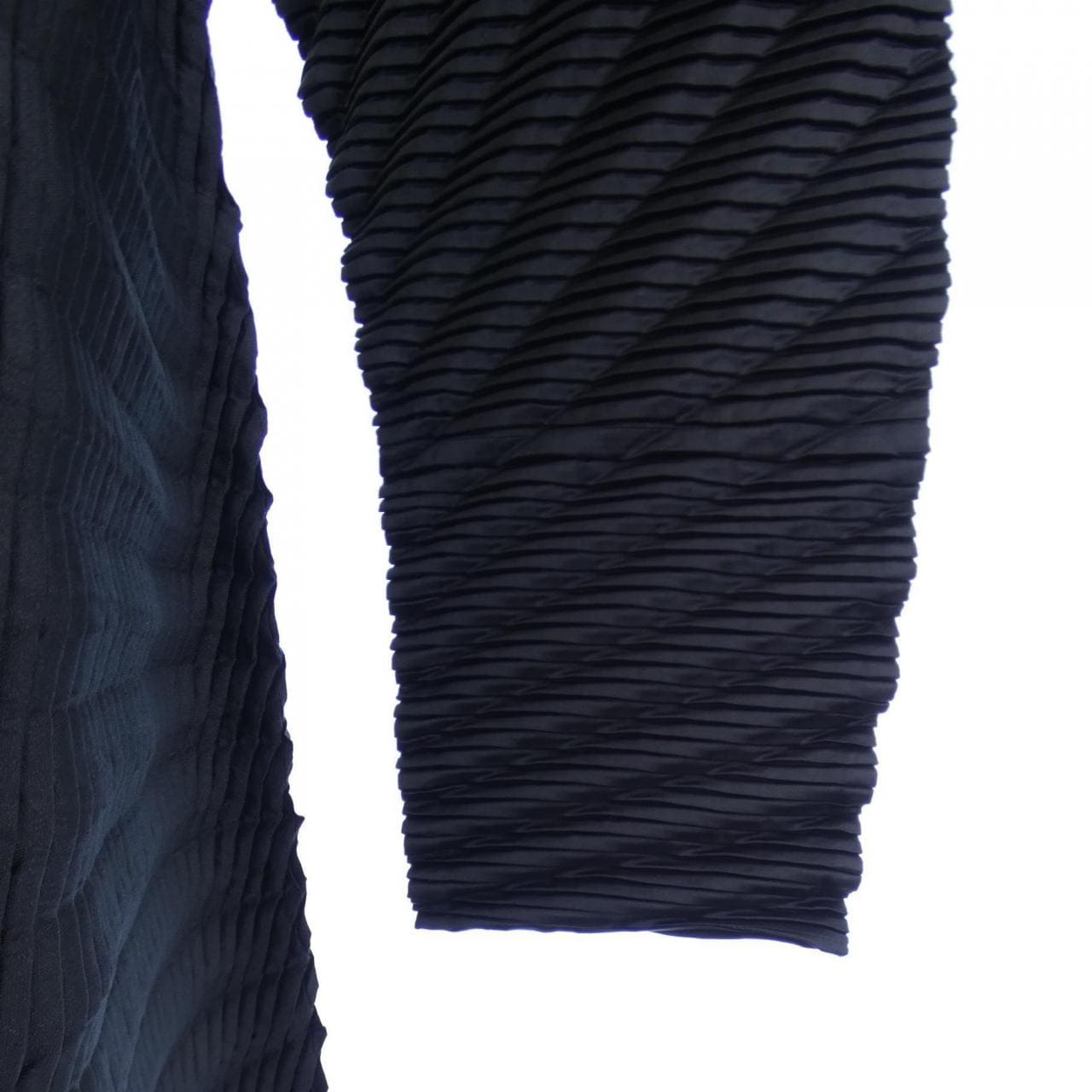 イッセイミヤケ ISSEY MIYAKE コート