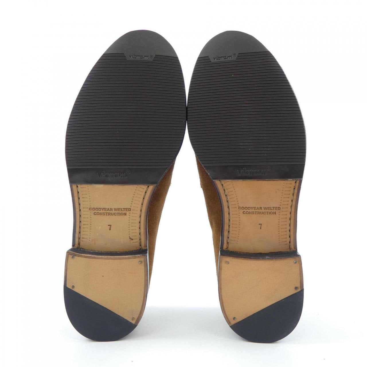 ジャランスリウァヤ JALAN SRIWIJAYA 98694　18045 シューズ