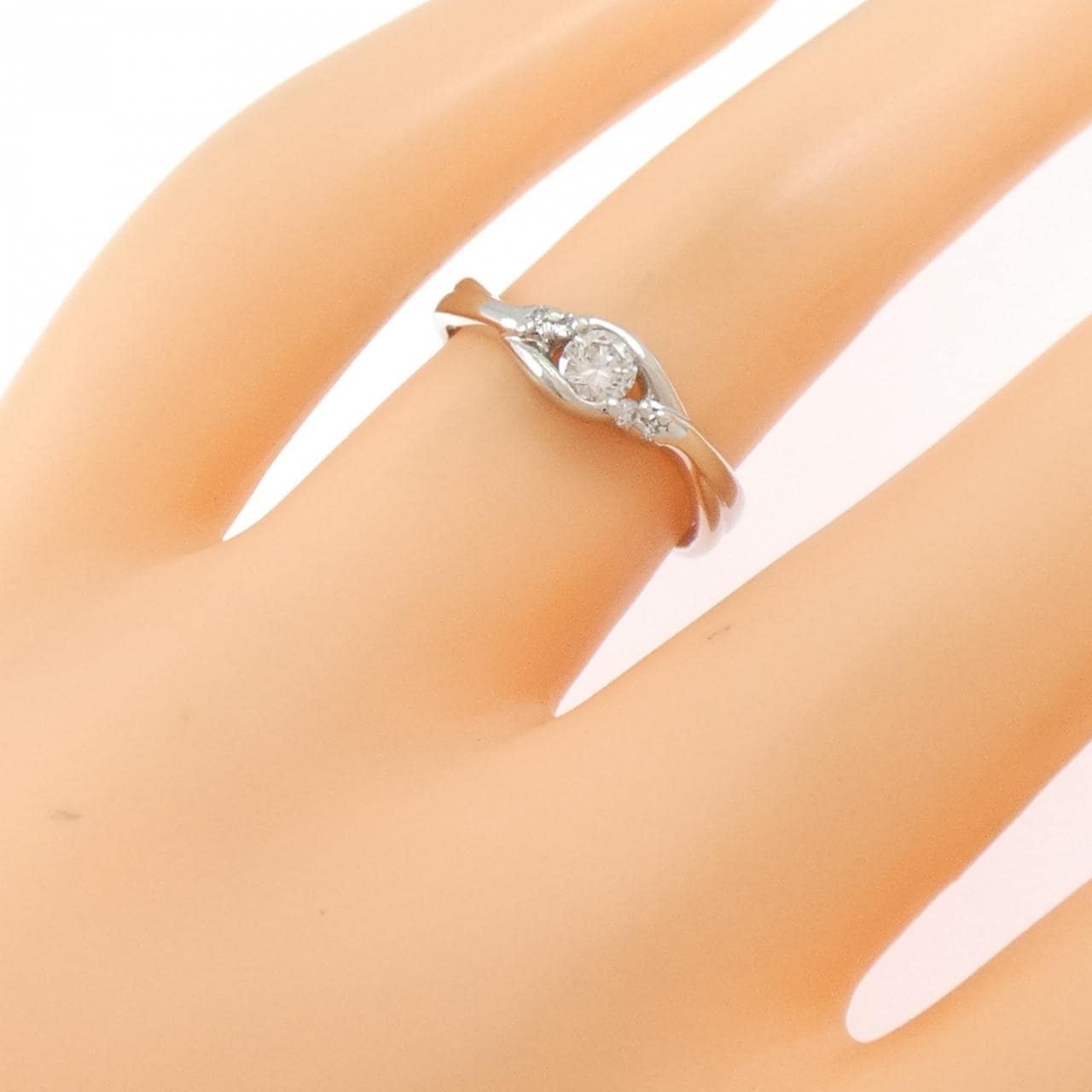 PT900 Diamond Ring 0.20CT