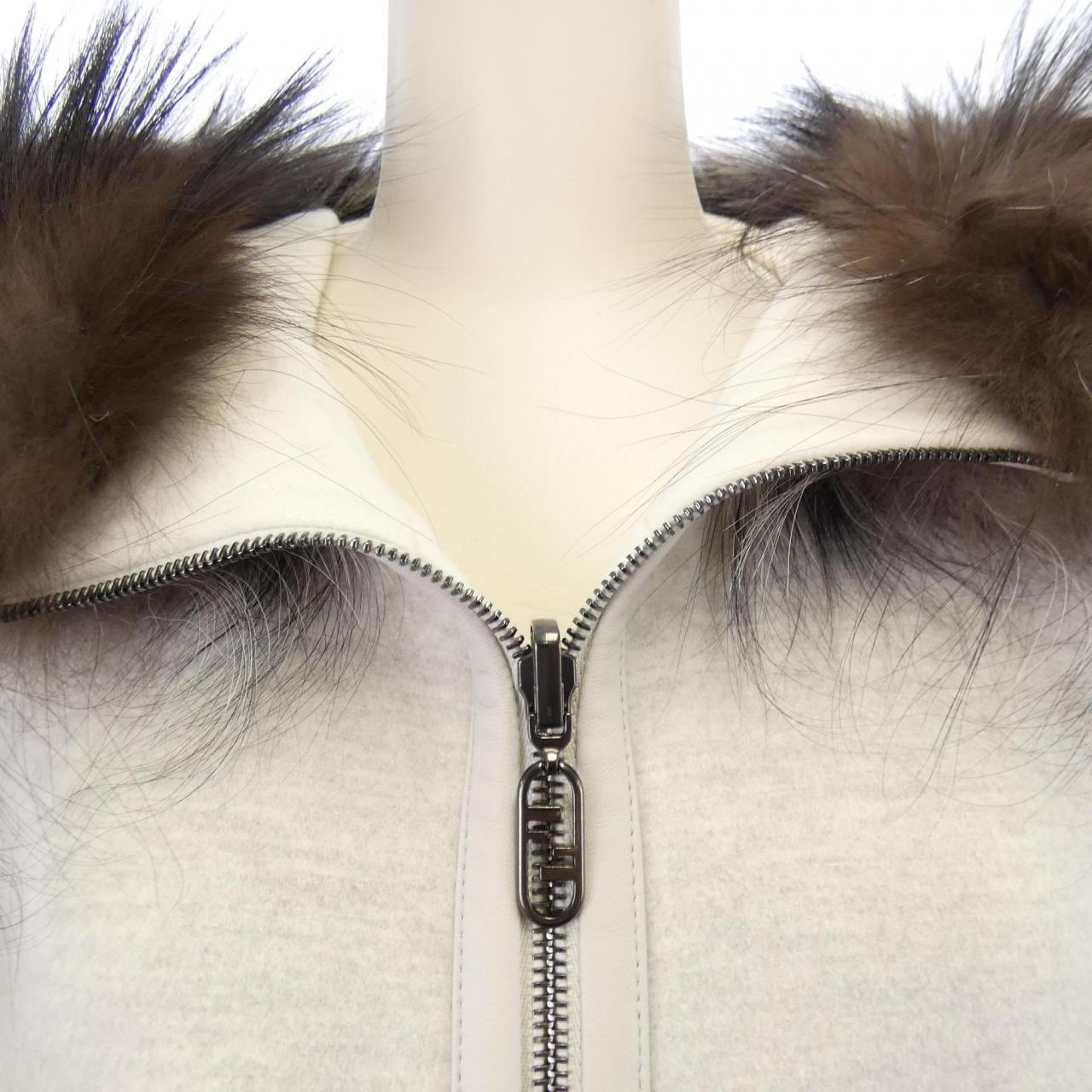 FENDI FJ7306 MW18 夾克