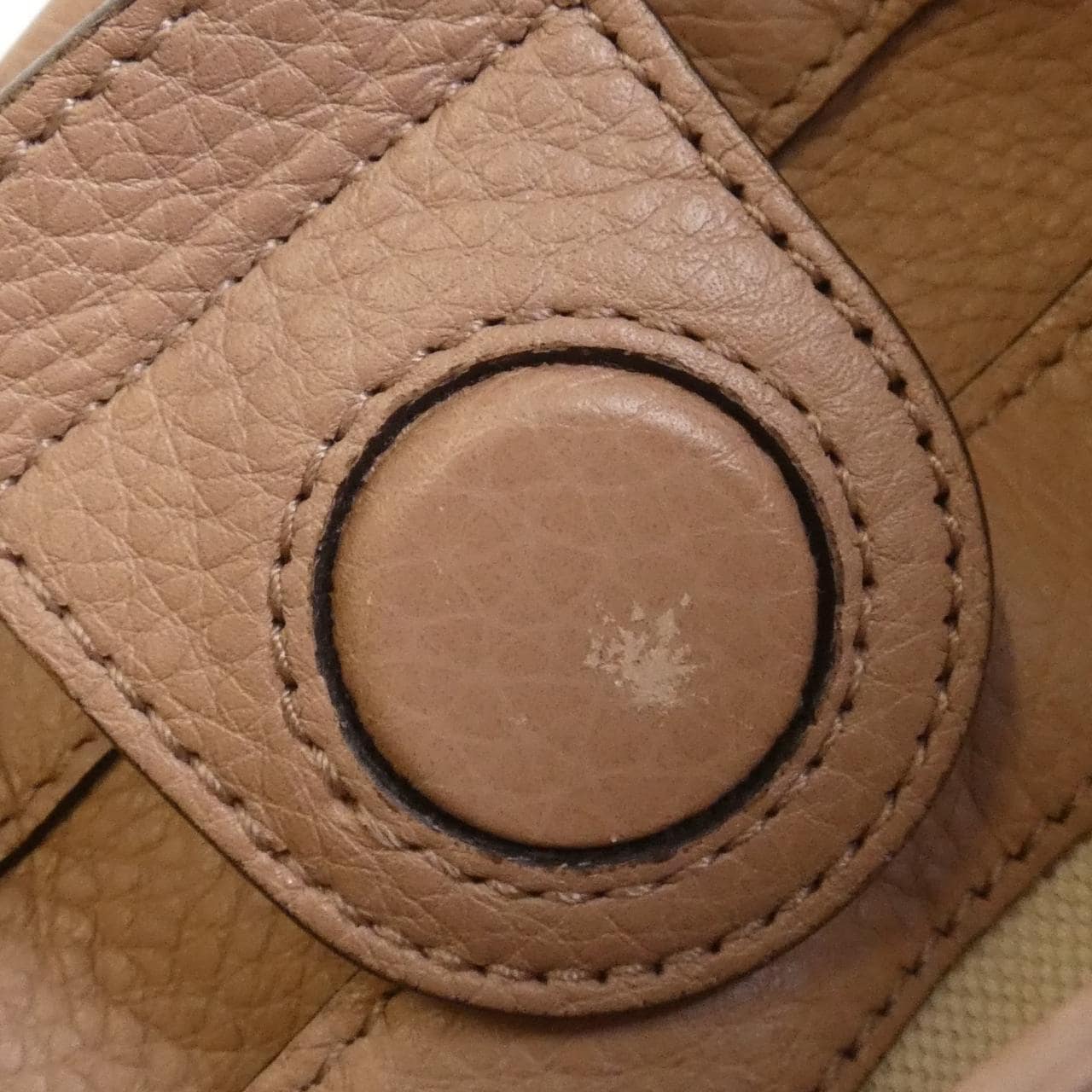 グッチ 336032 A7M0G バッグ