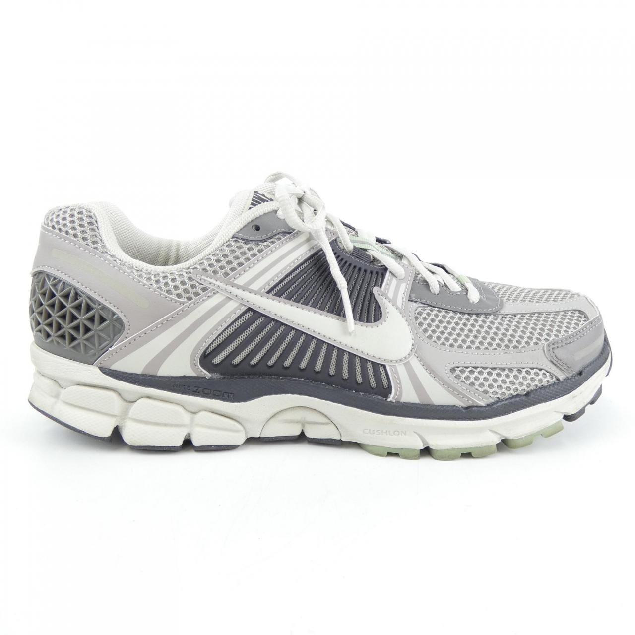 ナイキ NIKE スニーカー