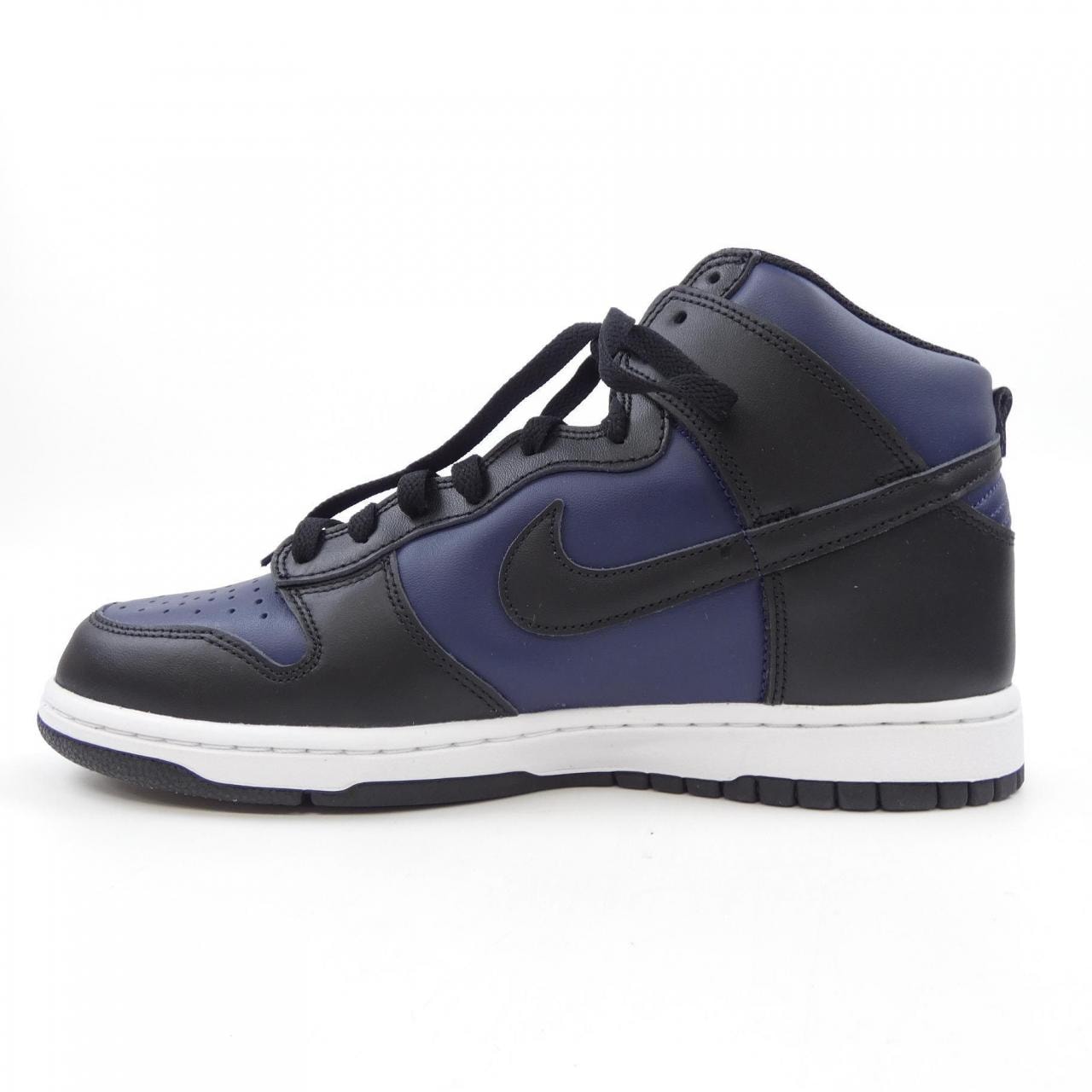 ナイキ NIKE DJ0383-400 スニーカー