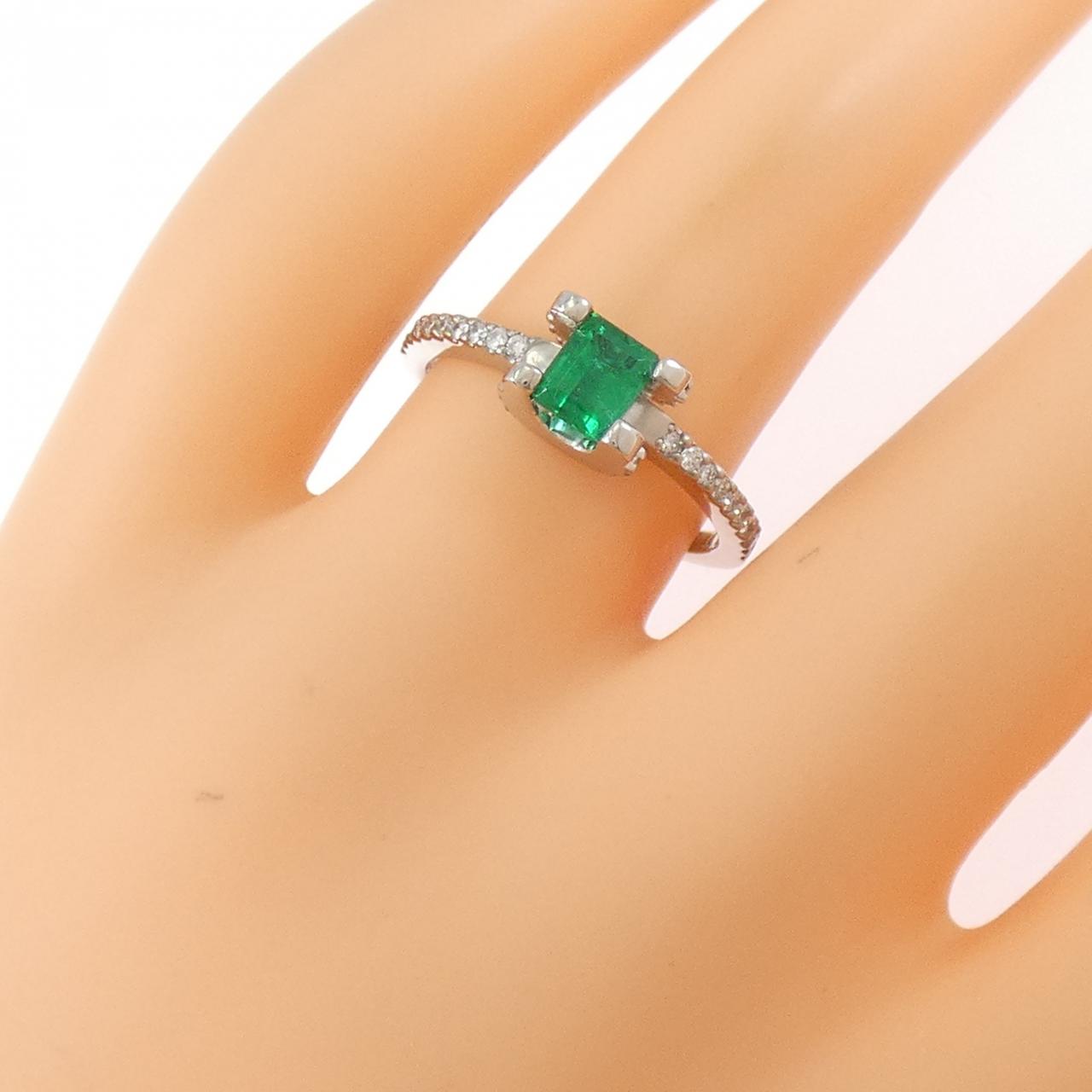 K18WG エメラルド リング 0.44CT