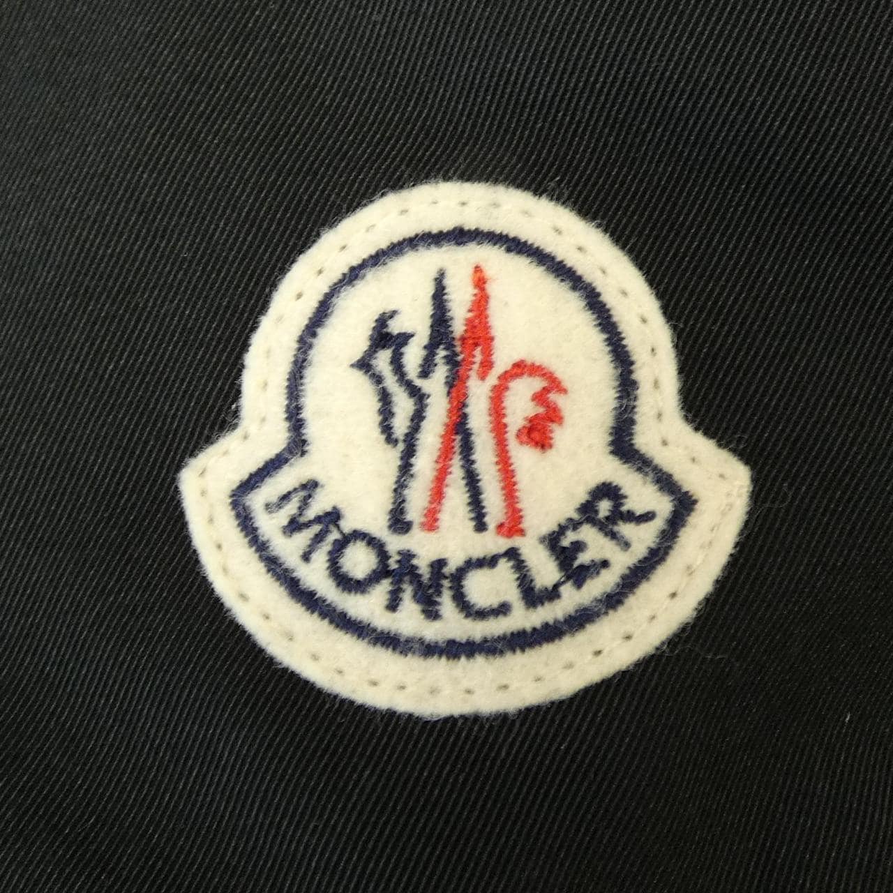 モンクレール MONCLER ARRIOUS ダウンコート