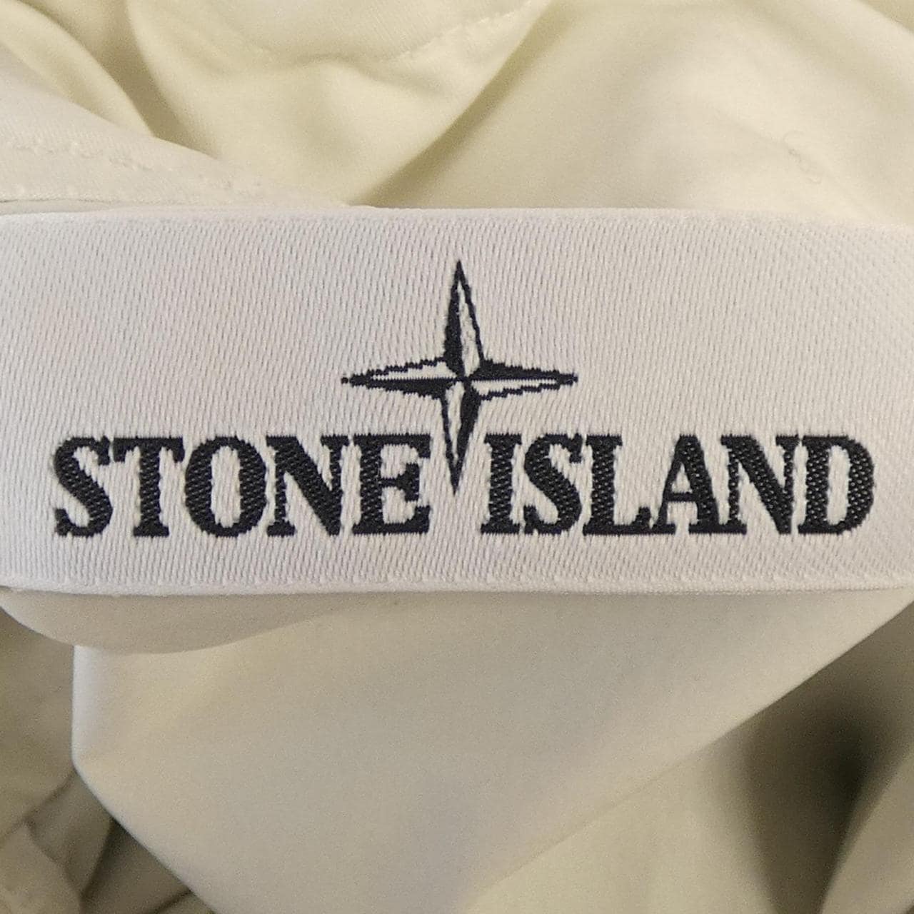 ストーンアイランド STONE ISLAND ブルゾン