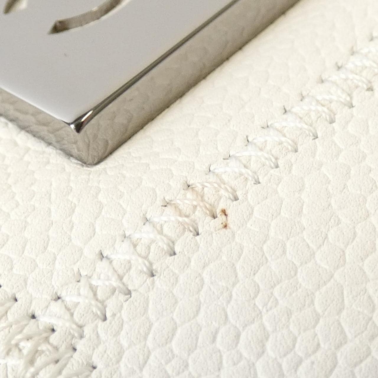 シャネル ショルダーバッグ