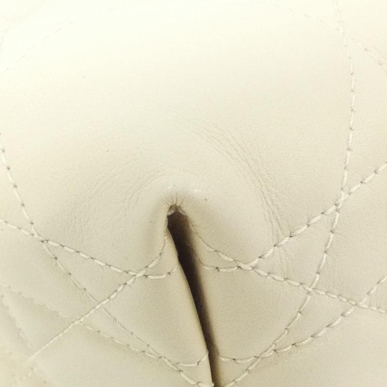 クリスチャンディオール ディオール トゥジュール バーティカル トート スモール M2835OSNW バッグ