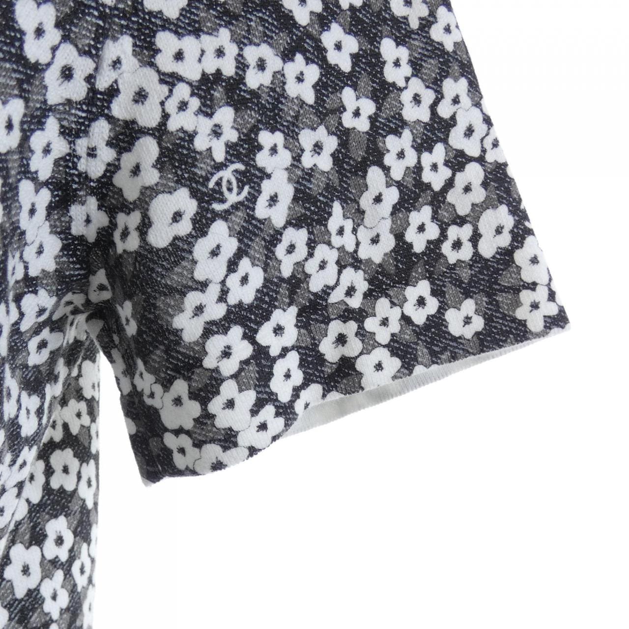 シャネル CHANEL LOOK23 P77924K11270 Tシャツ