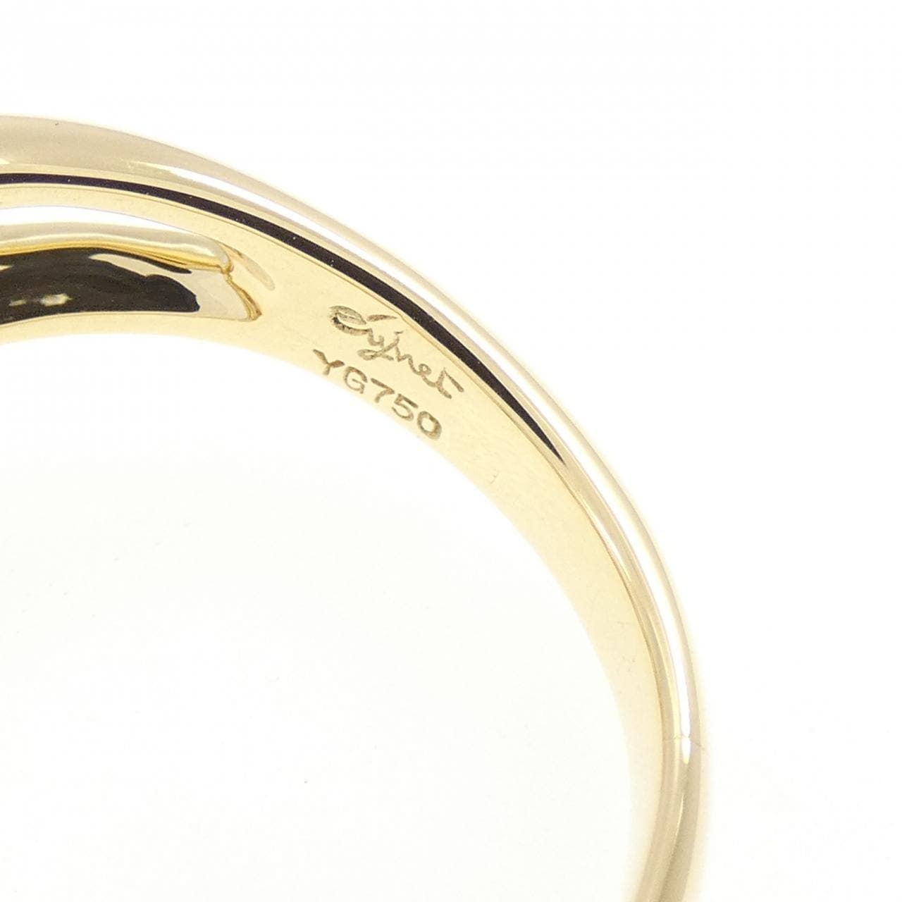 ジュネ サファイヤ リング 0.71CT