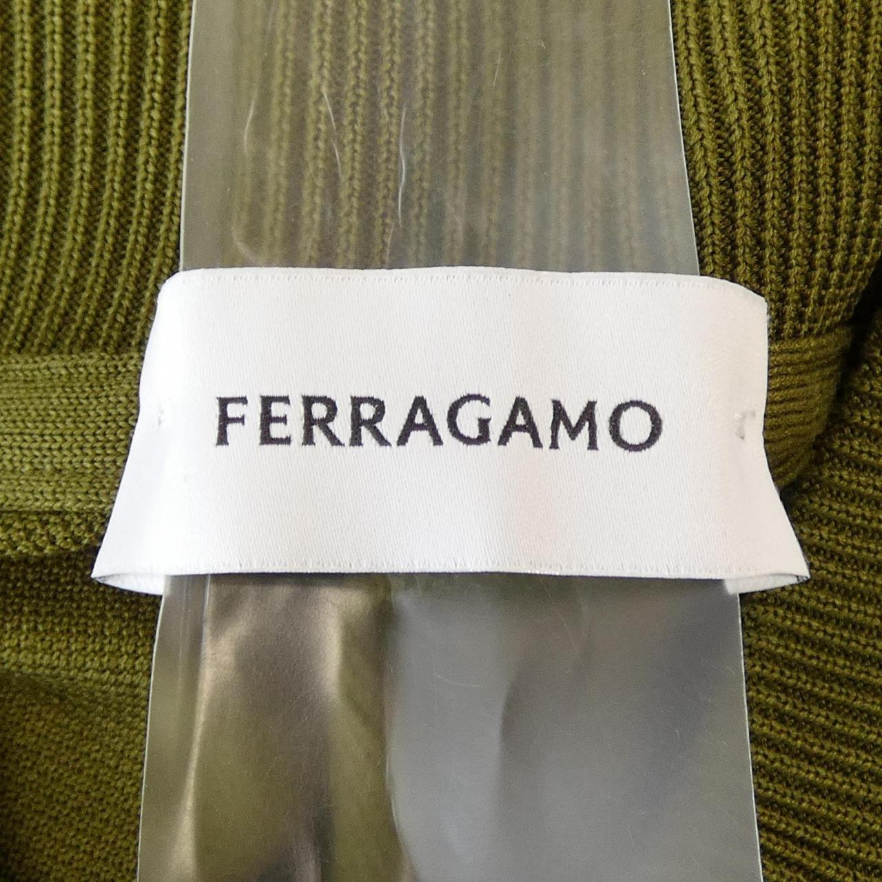 フェラガモ FERRAGAMO 122327 ポロシャツ