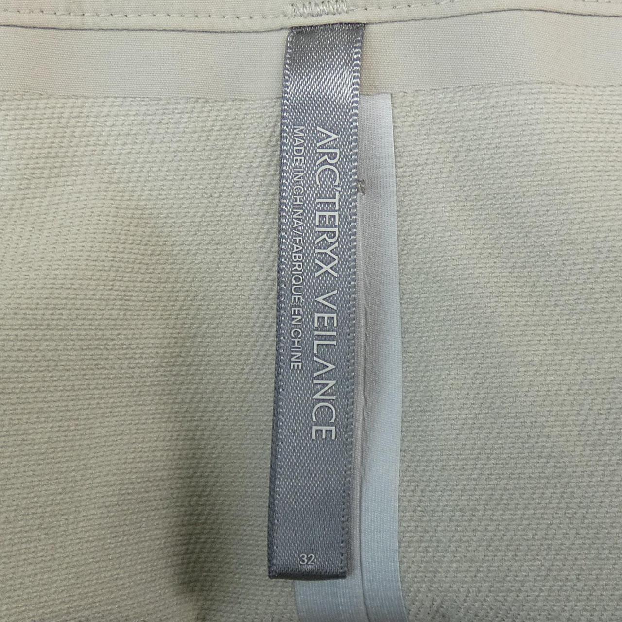 アークテリクスヴェイランス ARC'TERYX VEILANCE パンツ