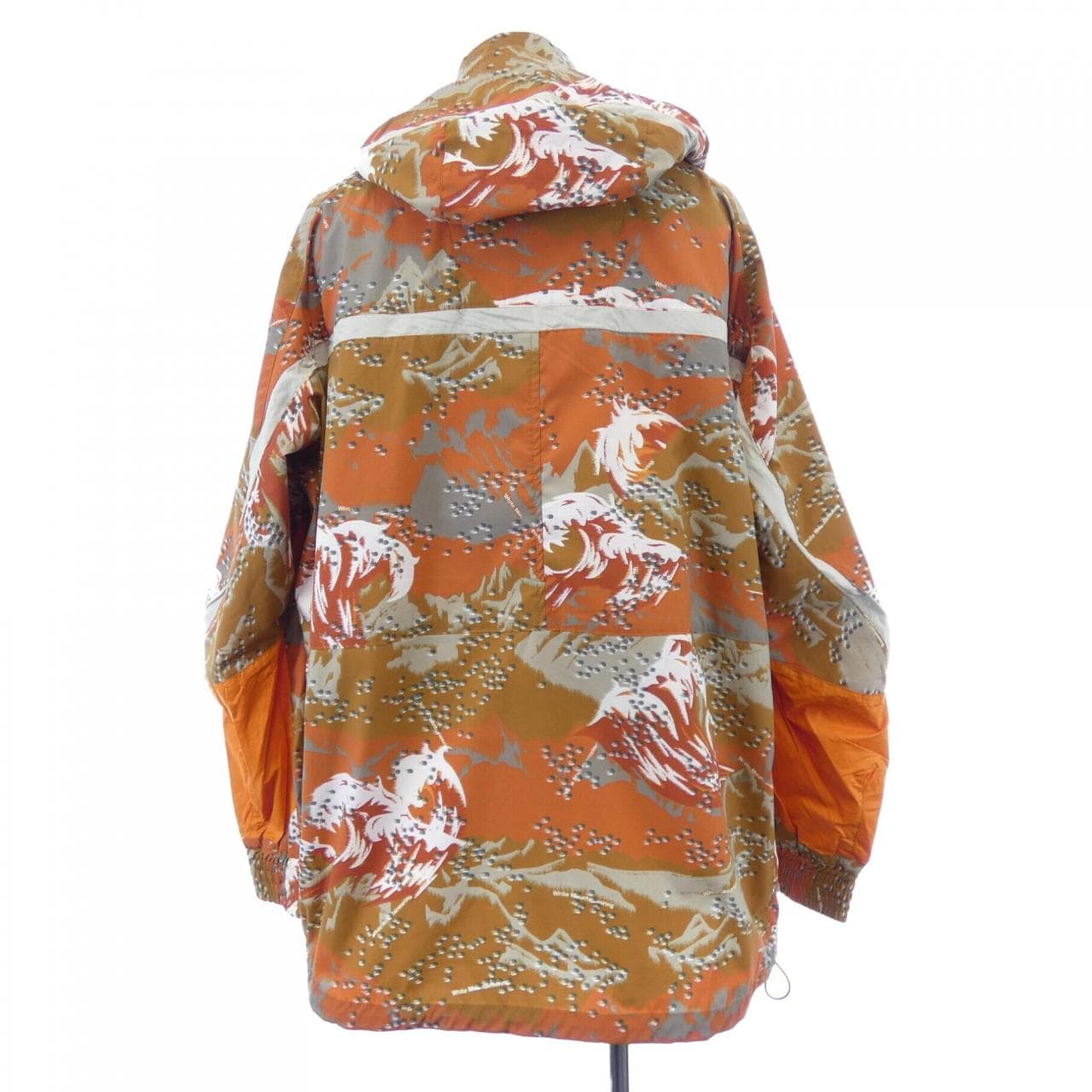 ホワイトマウンテニアリング WHITE MOUNTAINEERING WM1973225 ブルゾン