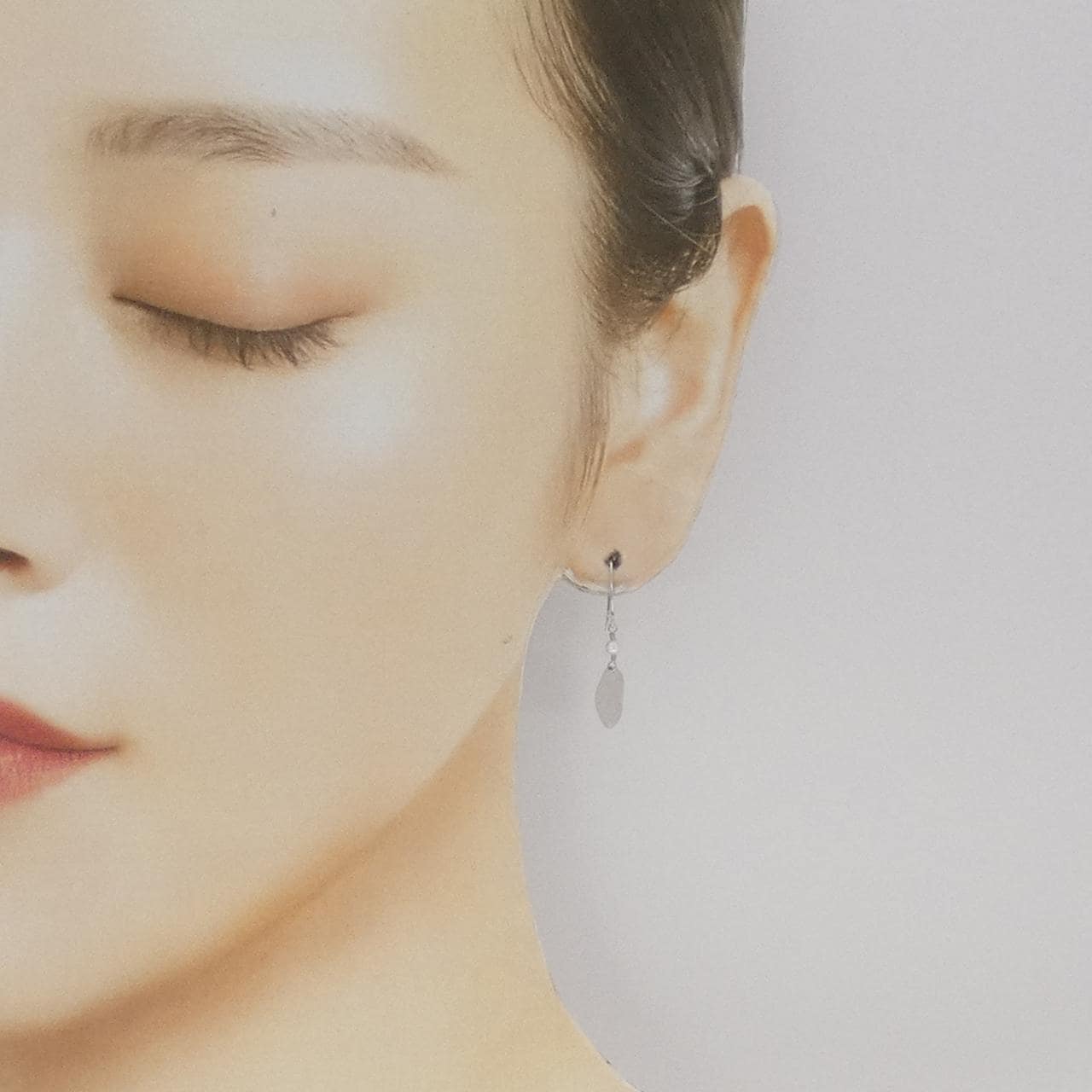 【新品】K18WG 淡水パール ピアス