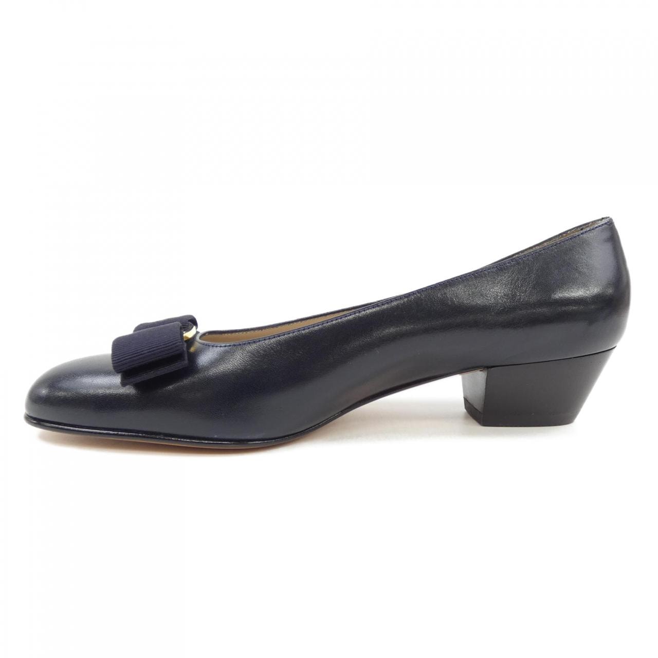 【ヴィンテージ】サルヴァトーレフェラガモ SALVATORE FERRAGAMO パンプス