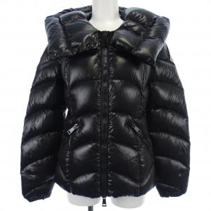 モンクレール MONCLER ダウンジャケット