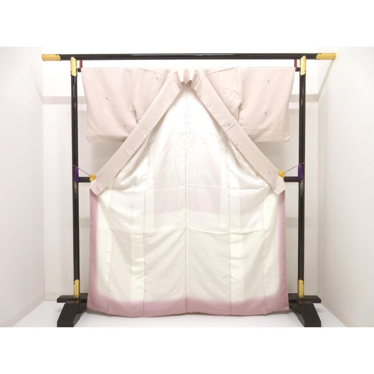 小紋　刺繍加工