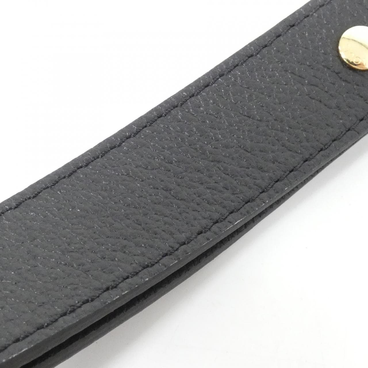 ルイヴィトン トリヨン ロックミー バケット M57687 ショルダーバッグ