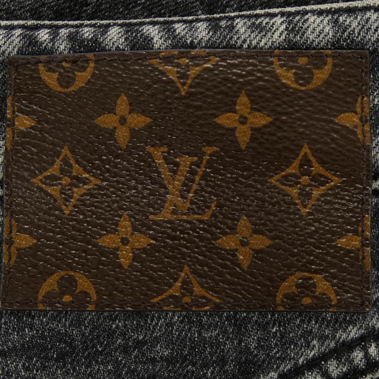 ルイヴィトン LOUIS VUITTON FFPA75HSI ジーンズ