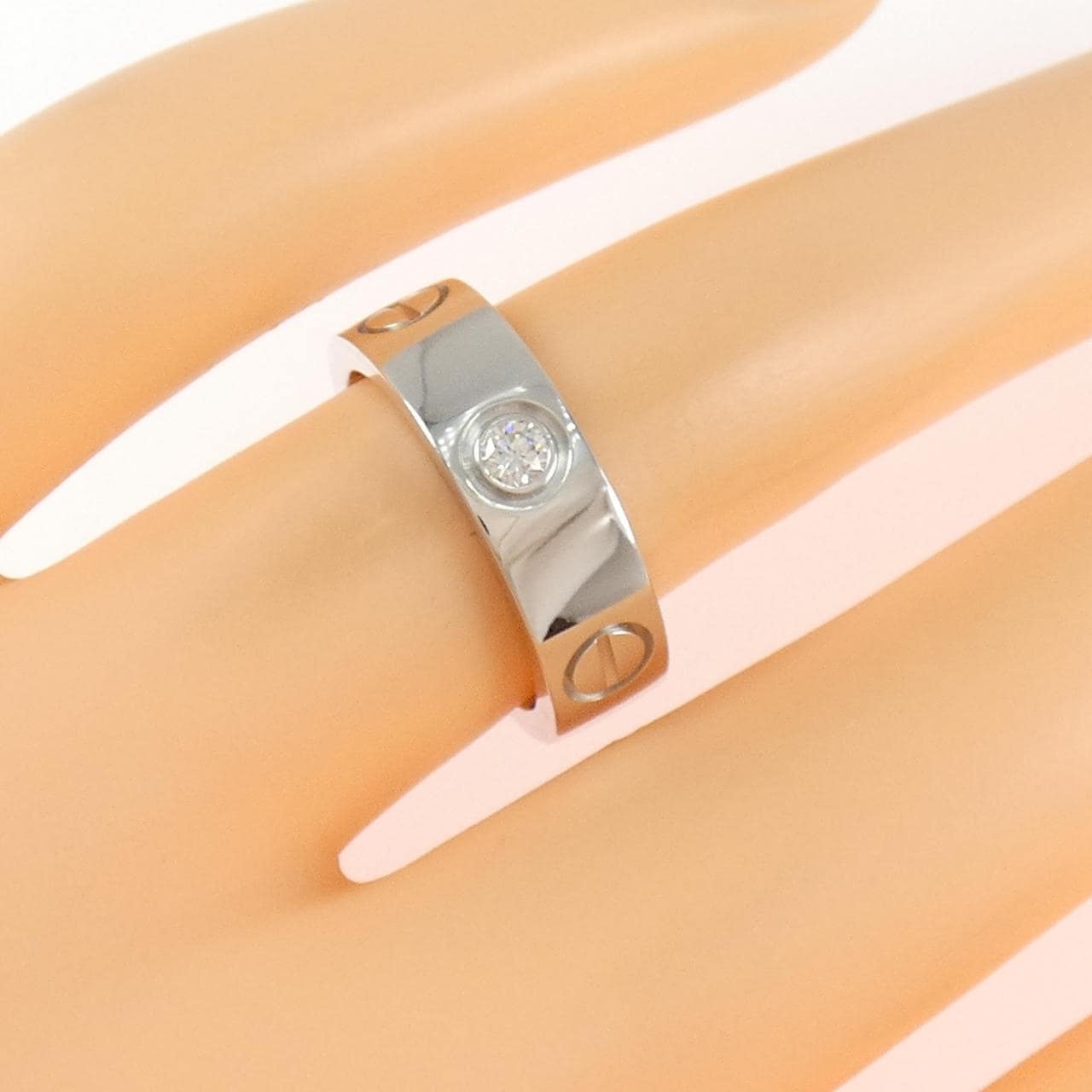 カルティエ ラブ ハーフダイヤ リング