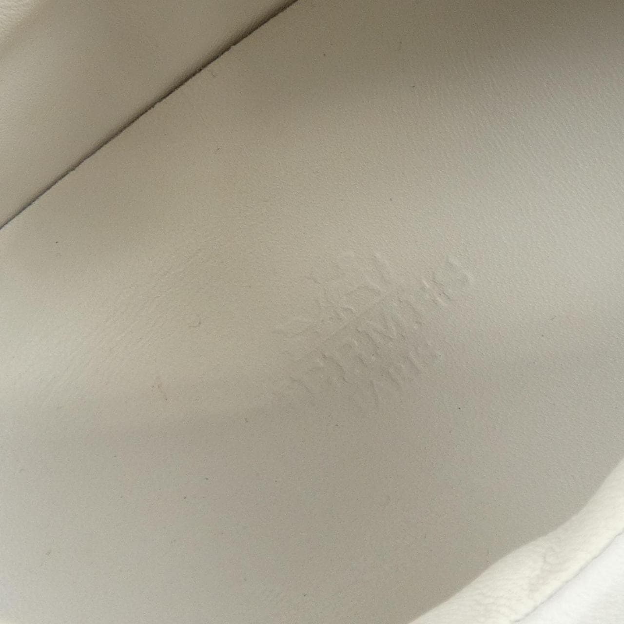 エルメス HERMES デイ DAY ケリーバックル 212257Z スニーカー