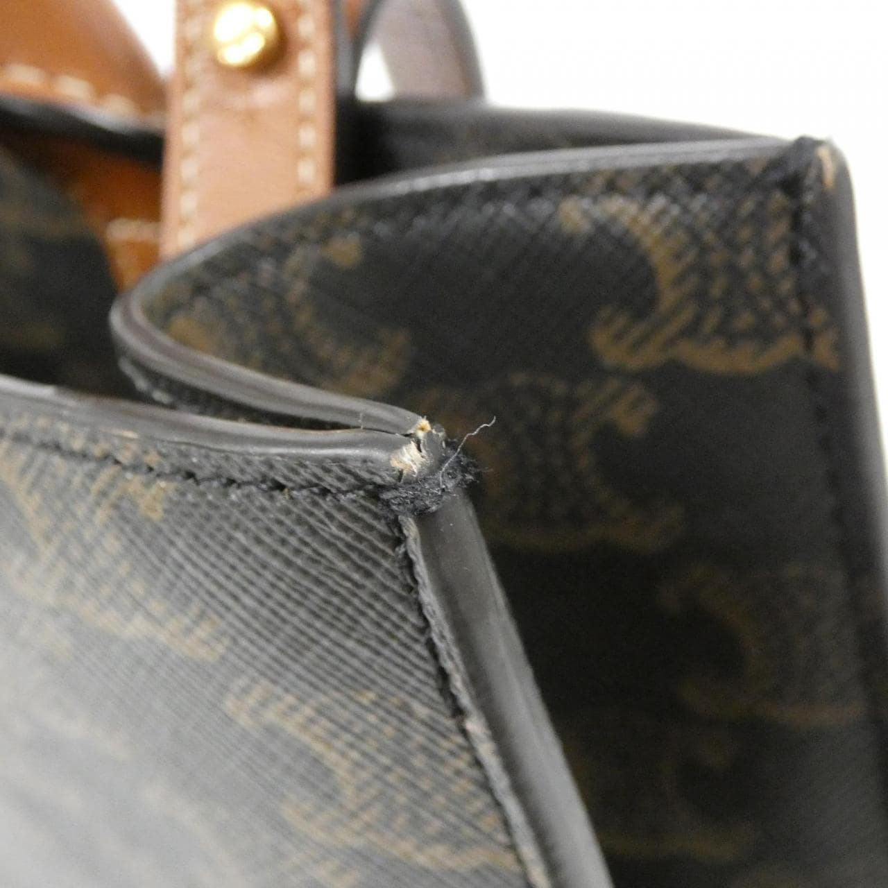 セリーヌ スモール バーティカル カバ 191542BZK バッグ