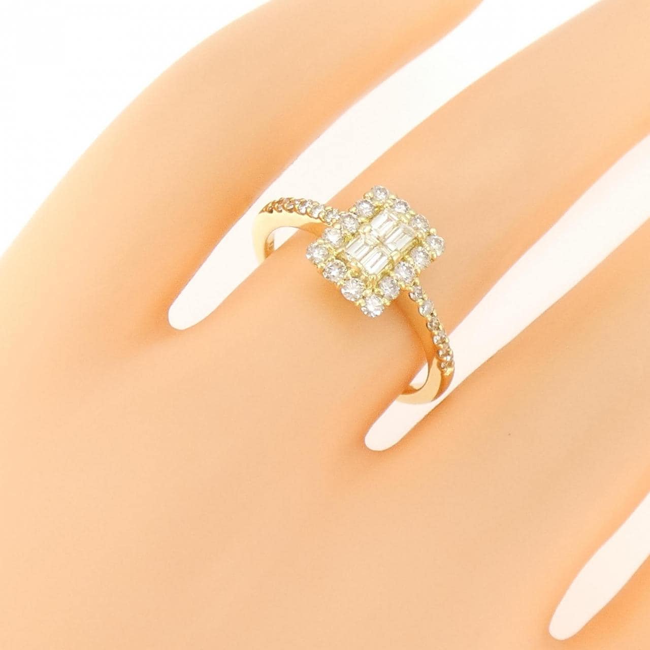 [BRAND NEW] K18YG Diamond Ring 0.58CT