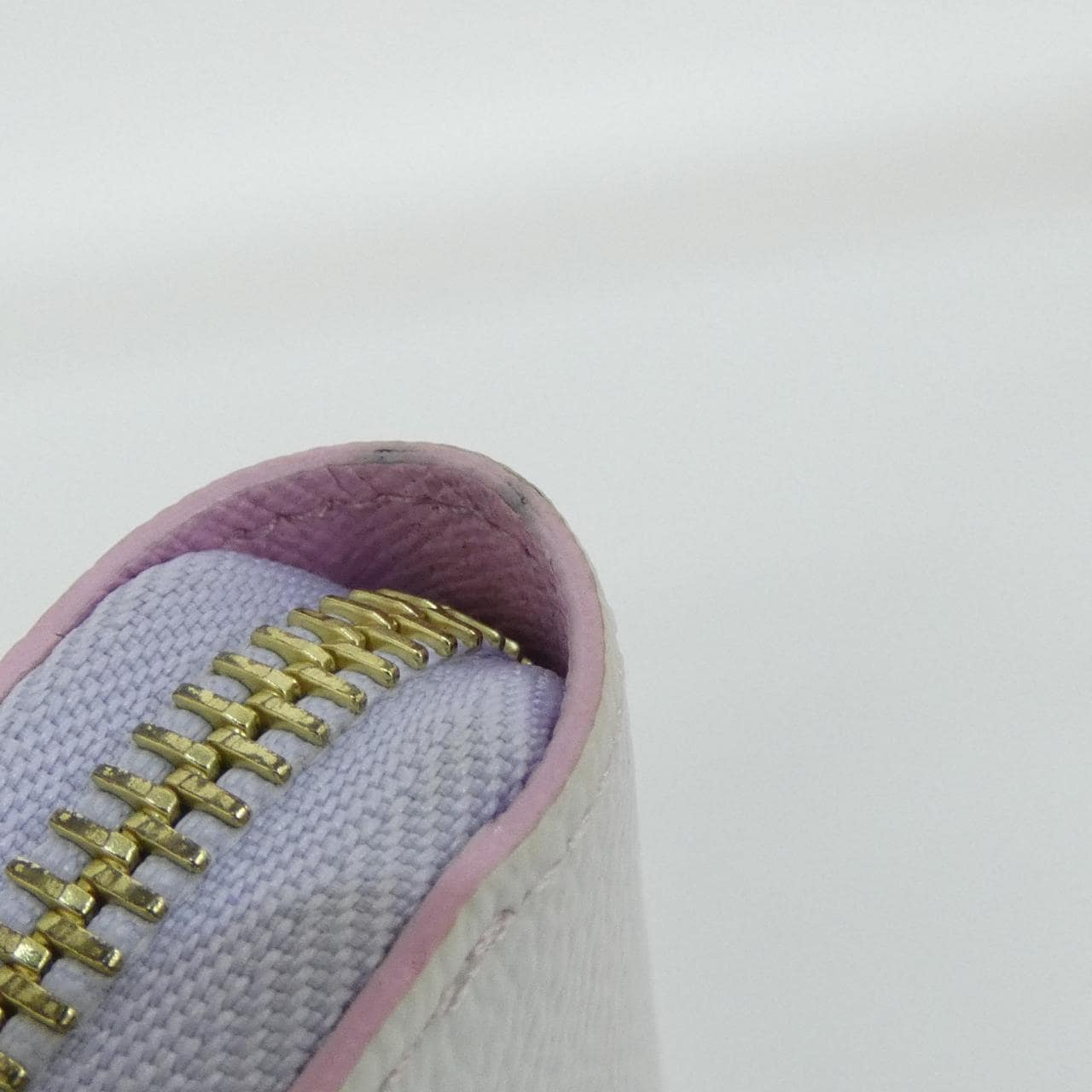 ルイヴィトン モノグラム(スプリング インザシティ) ジッピー ウォレット M81340 財布