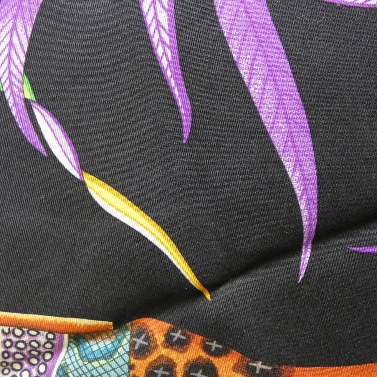 エルメス LA MARCHE DU ZAMBEZE カレ ウォッシュ 072987S スカーフ