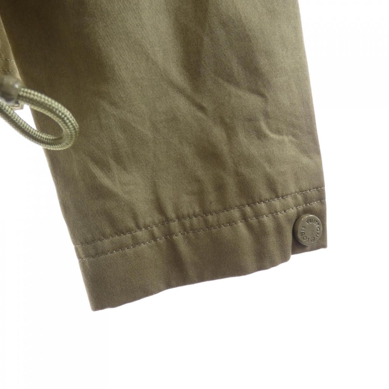 ルイヴィトン LOUIS VUITTON HLB31EET4 ブルゾン
