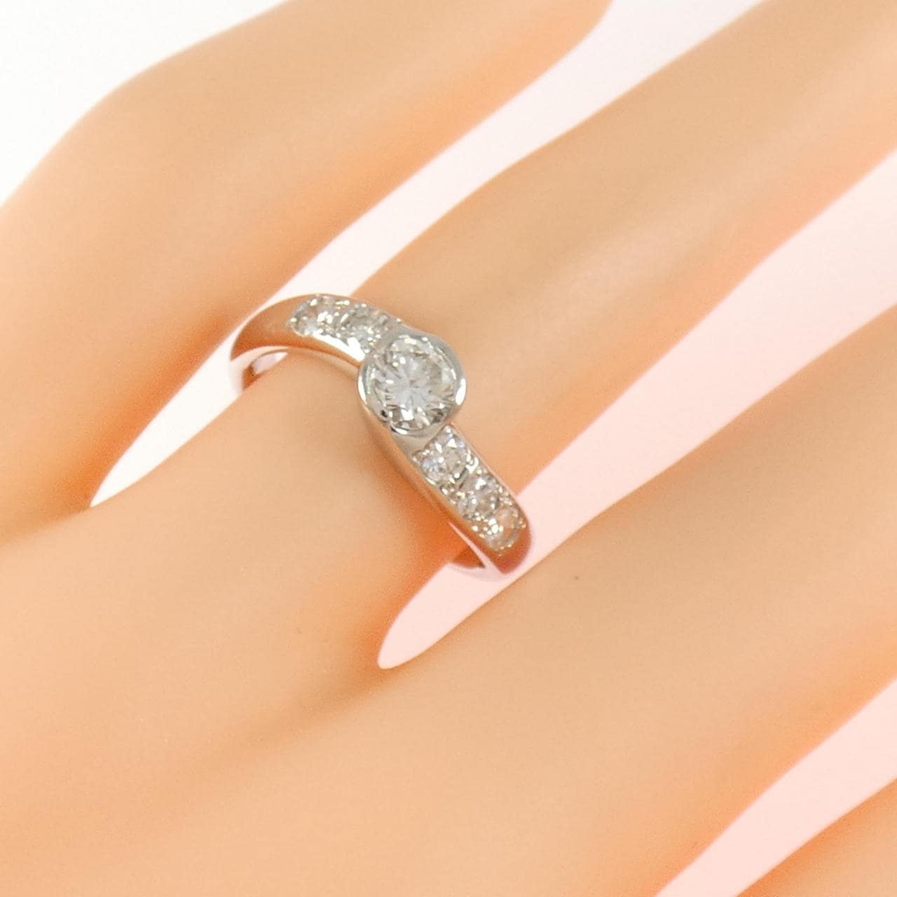 PT900 ダイヤモンド リング 0.331CT