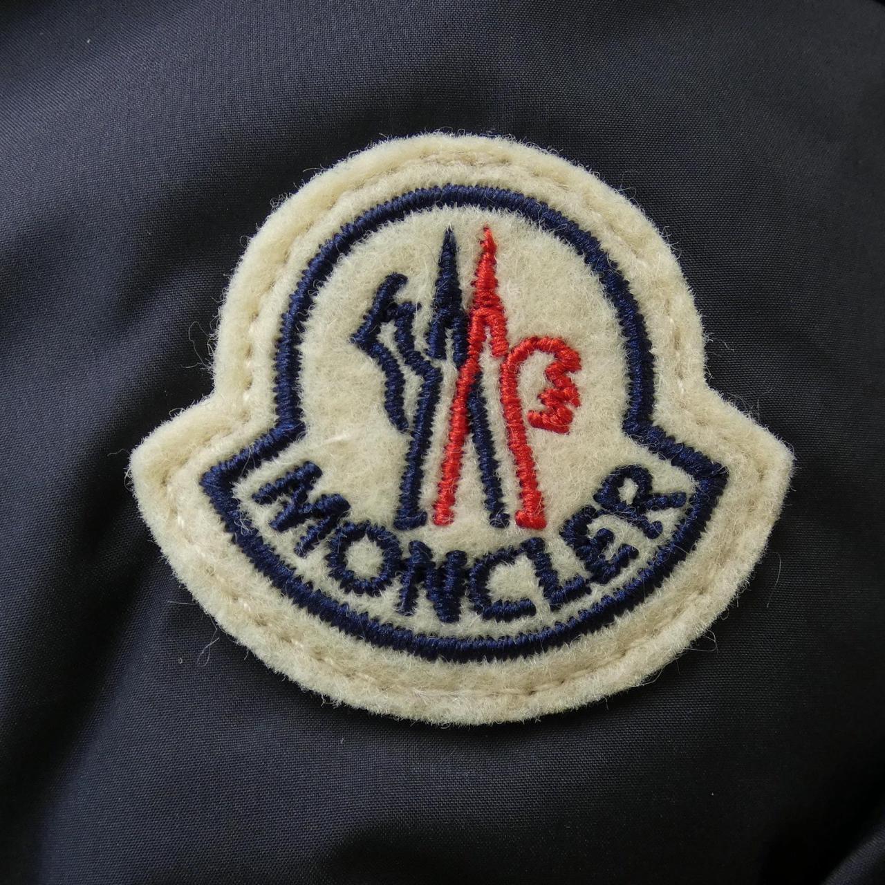 モンクレール MONCLER ダウンジャケット