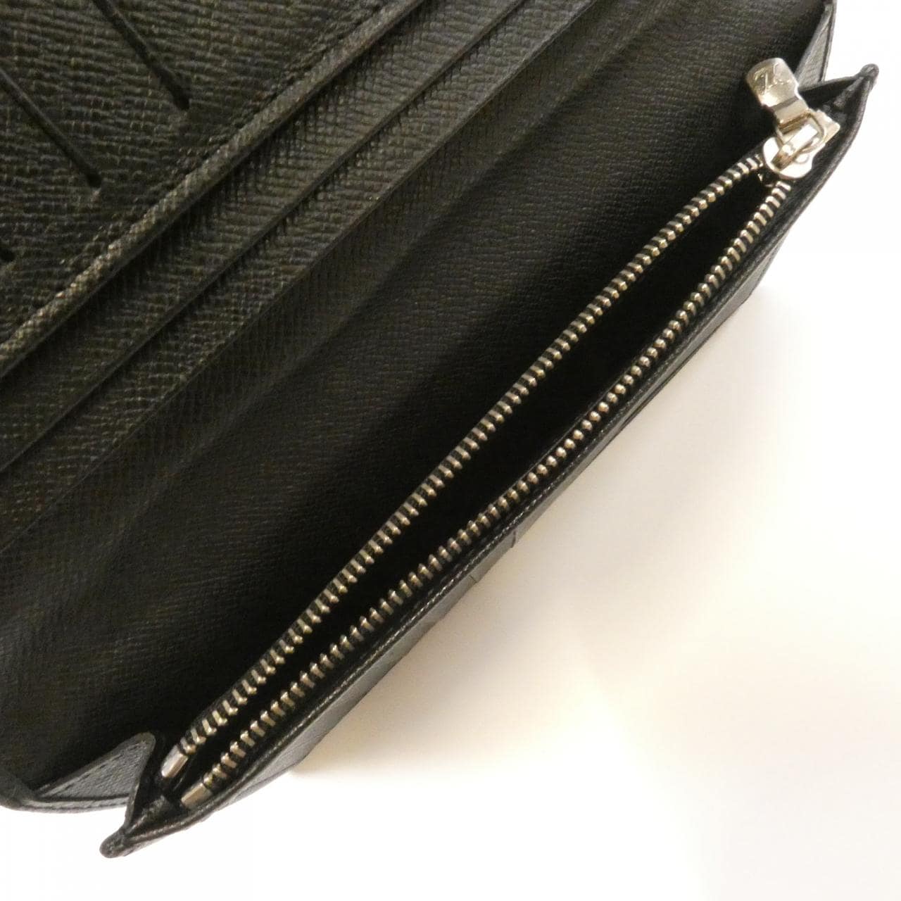 ルイヴィトン タイガ ポルトフォイユ ブラザ M32572 財布