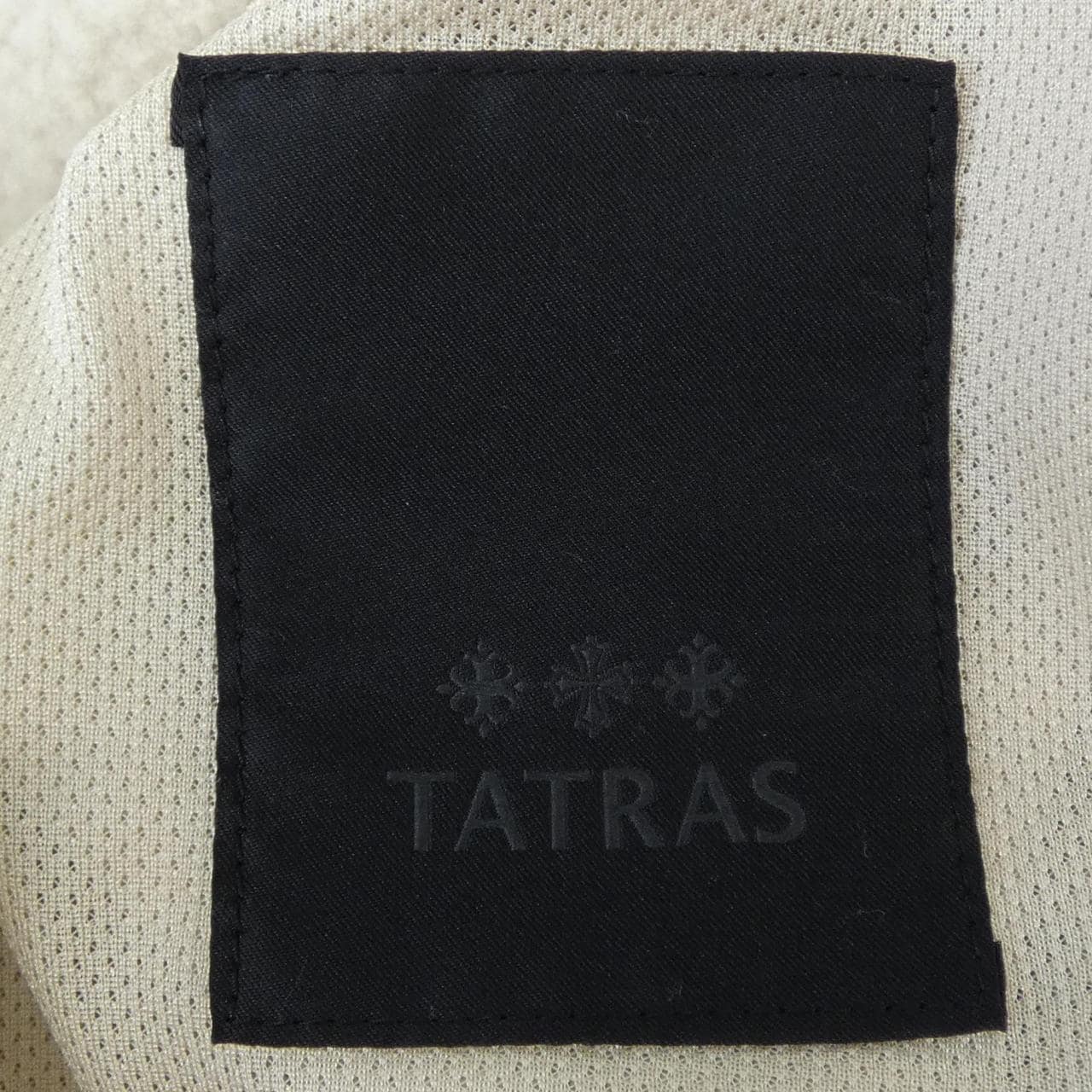 タトラス TATRAS MTAT23S4887-L ベスト